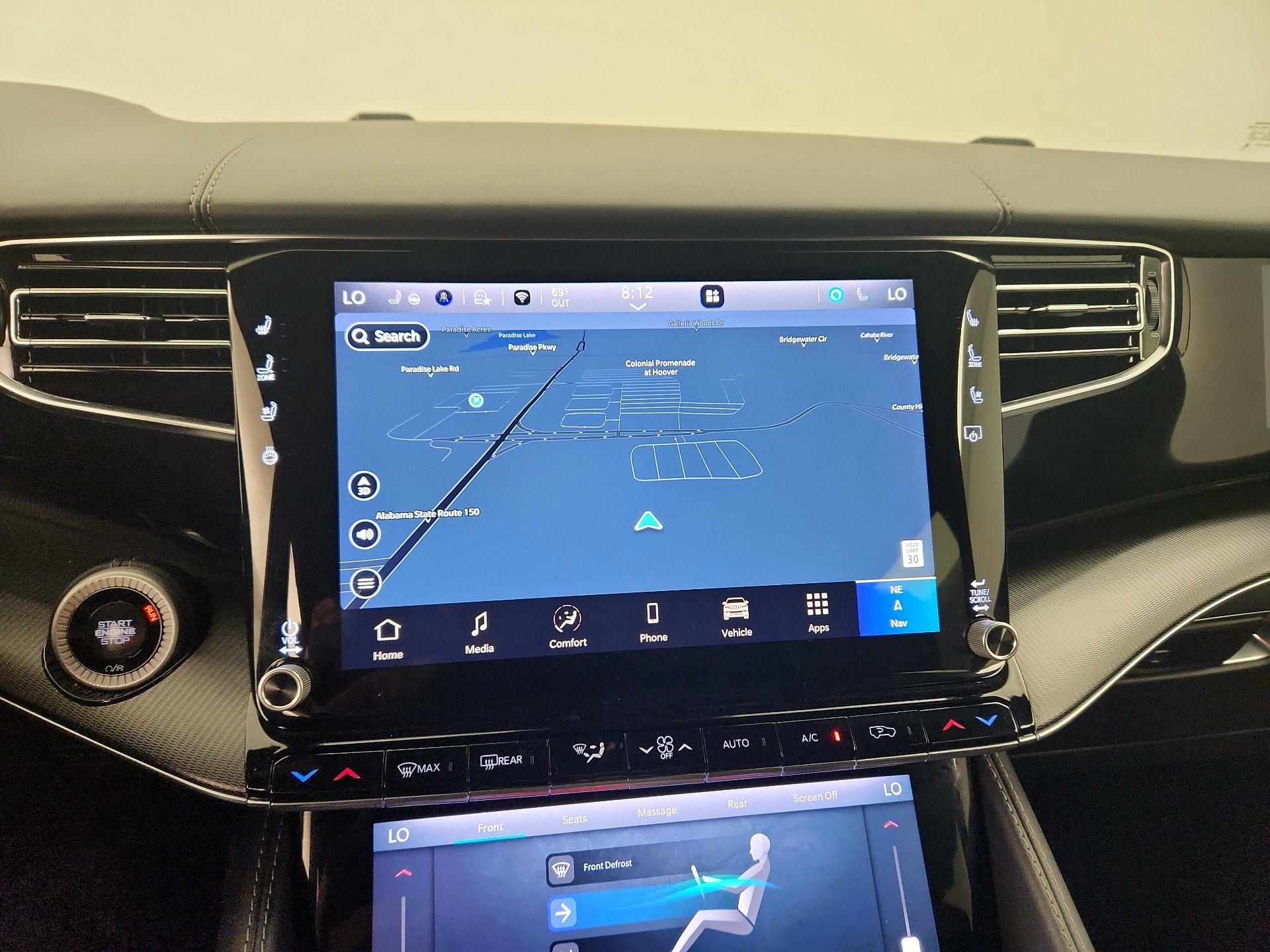 Thumbnail: 2024 Jeep Grand Wagoneer L - 14