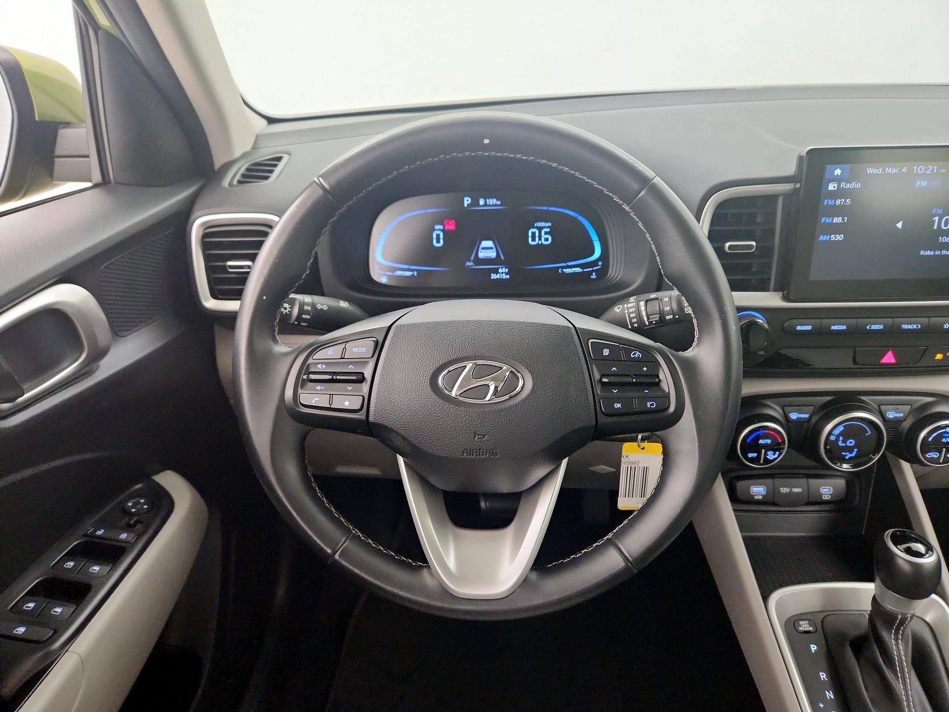 Thumbnail: 2023 Hyundai Venue - 10