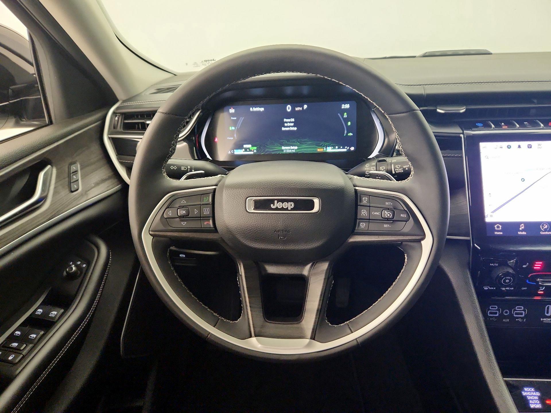 Thumbnail: 2022 Jeep Grand Cherokee - 10