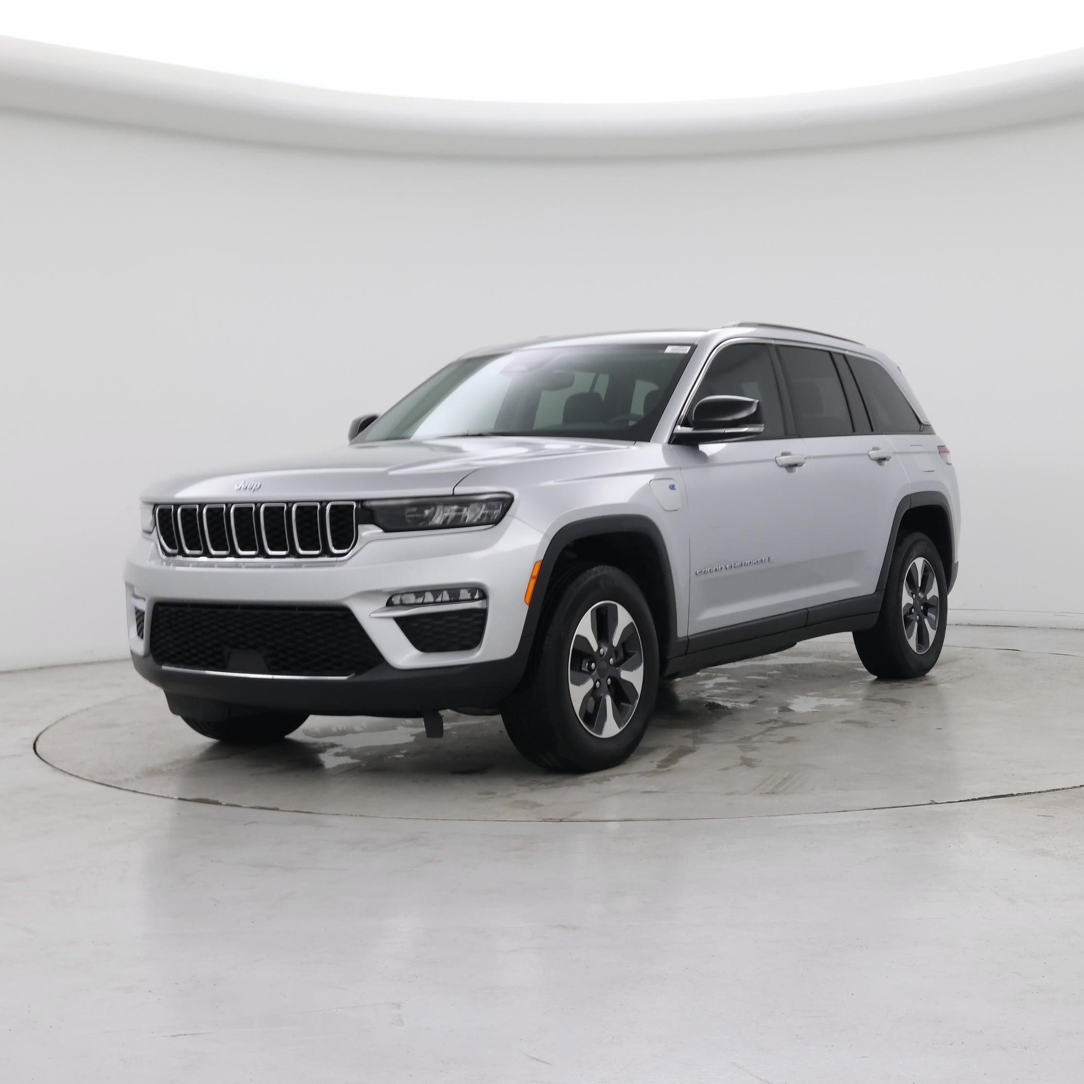 Thumbnail: 2022 Jeep Grand Cherokee - 4