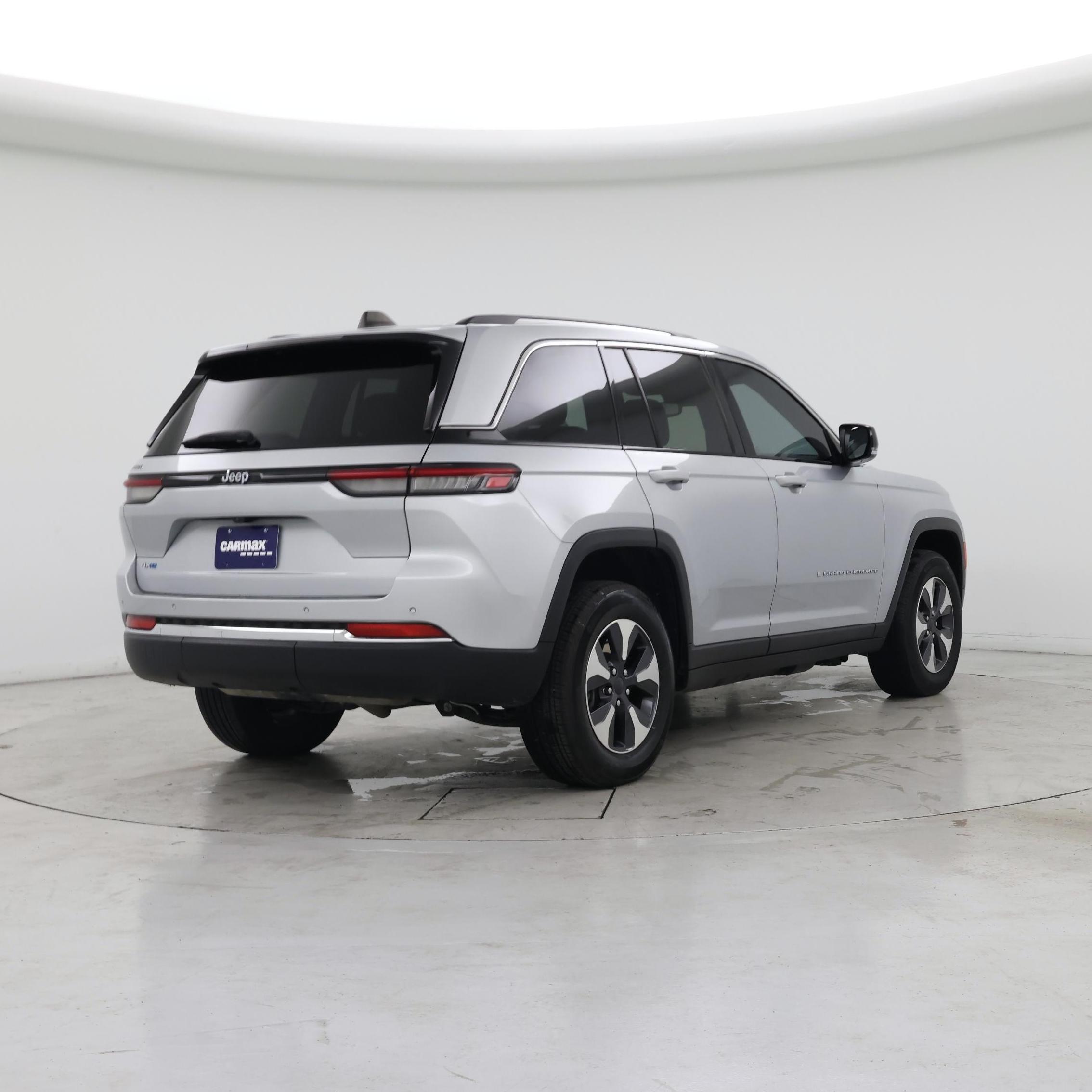 Thumbnail: 2022 Jeep Grand Cherokee - 8