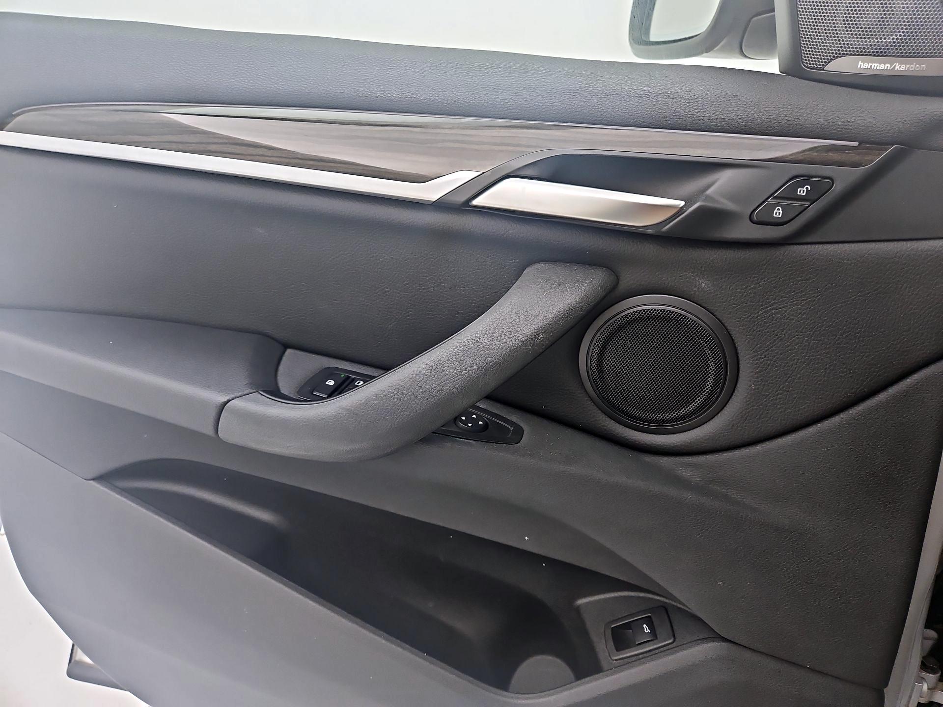 Thumbnail: 2019 BMW X1 - 12