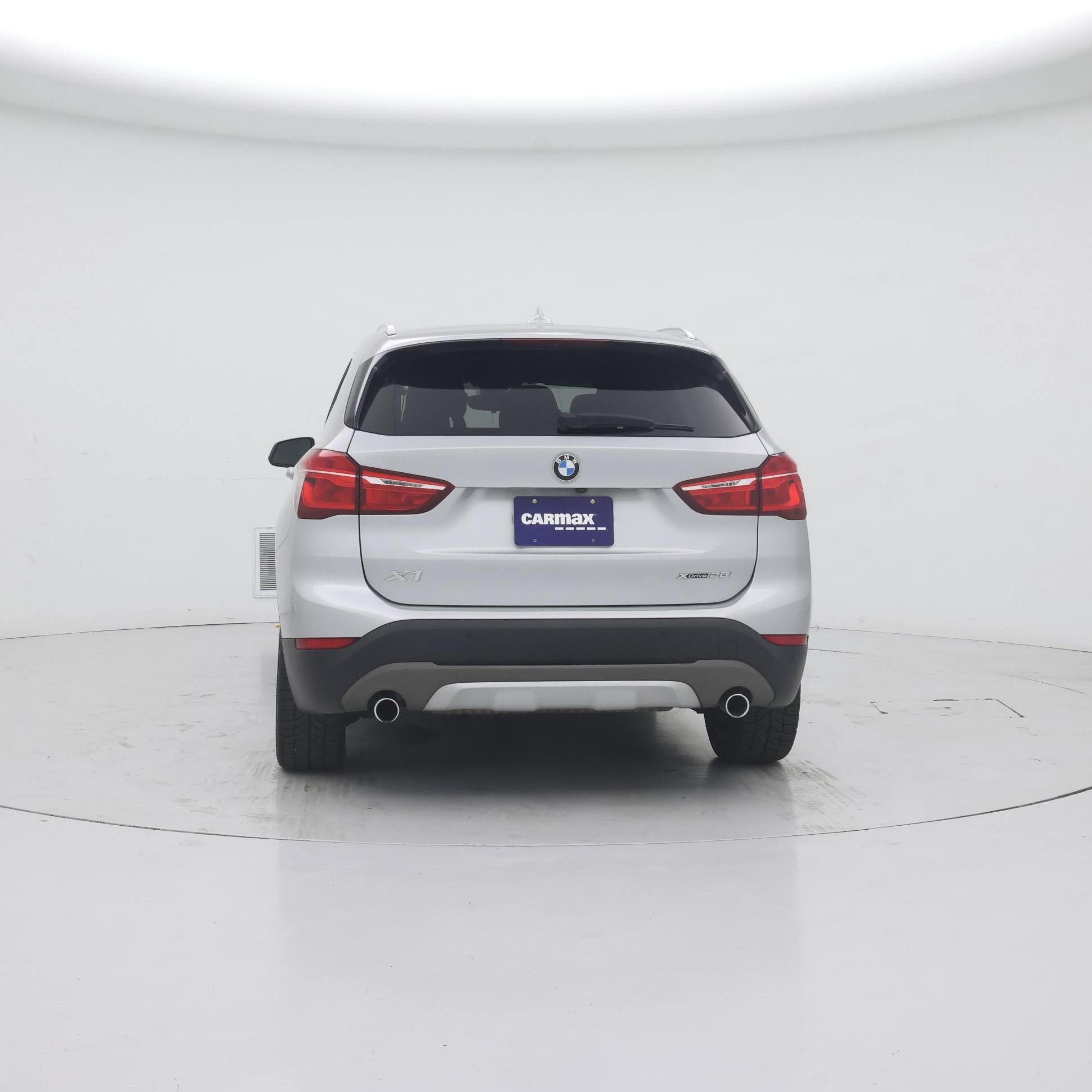 Thumbnail: 2019 BMW X1 - 6