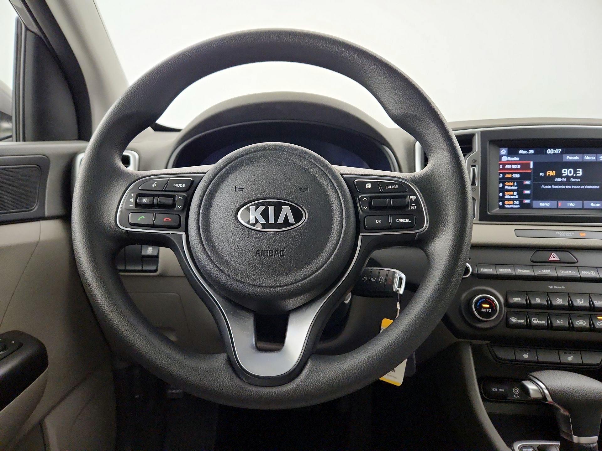 Thumbnail: 2019 Kia Sportage - 10