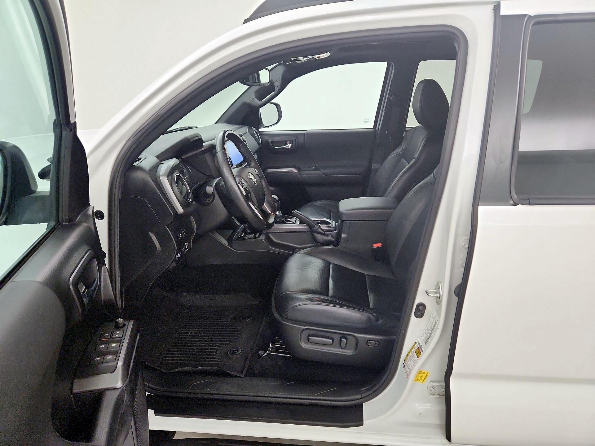 Thumbnail: 2021 Toyota Tacoma - 11