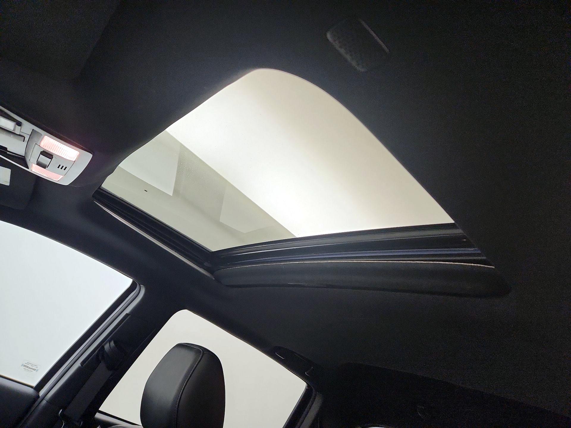 Thumbnail: 2021 Toyota Tacoma - 20