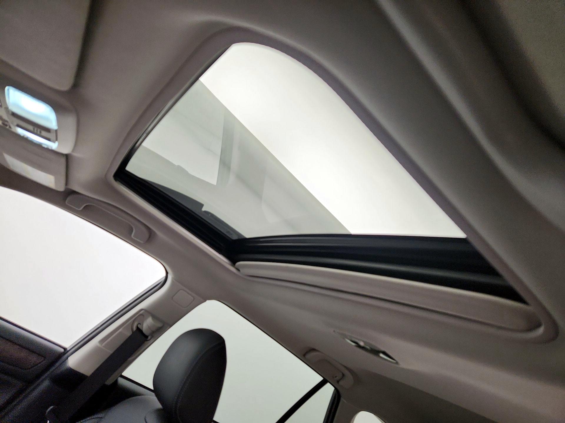 Thumbnail: 2018 Subaru Outback - 20