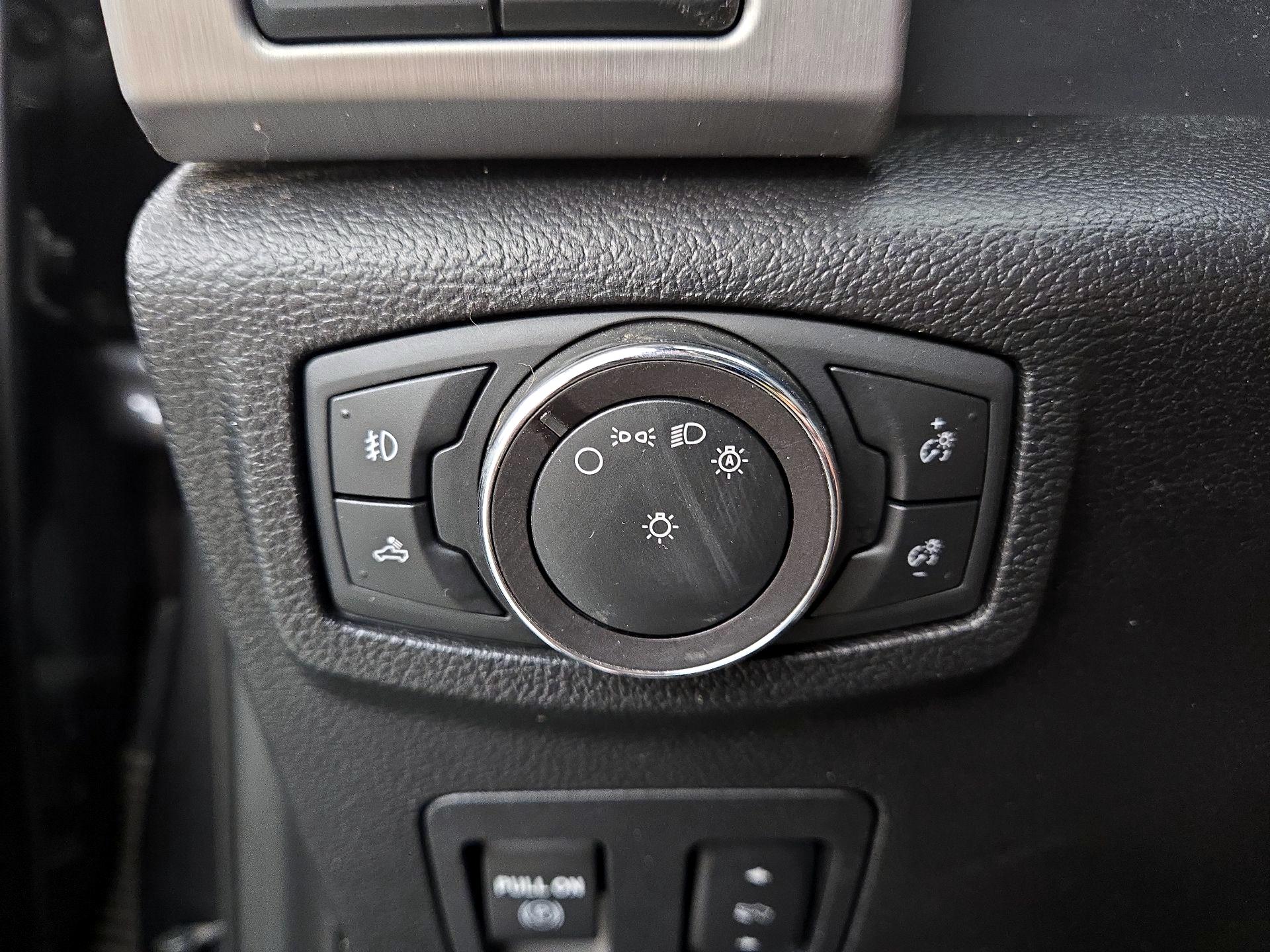 Thumbnail: 2019 Ford F-150 - 13