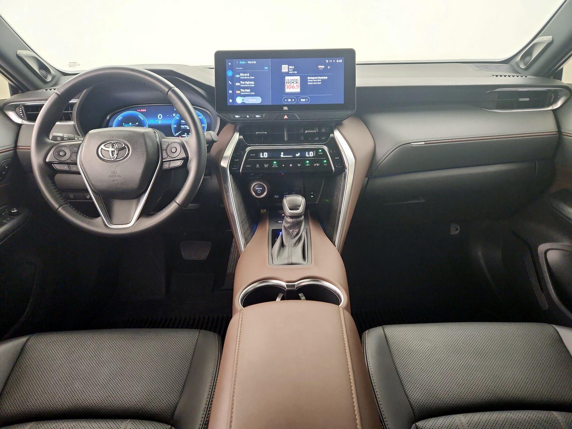 Thumbnail: 2023 Toyota Venza - 9