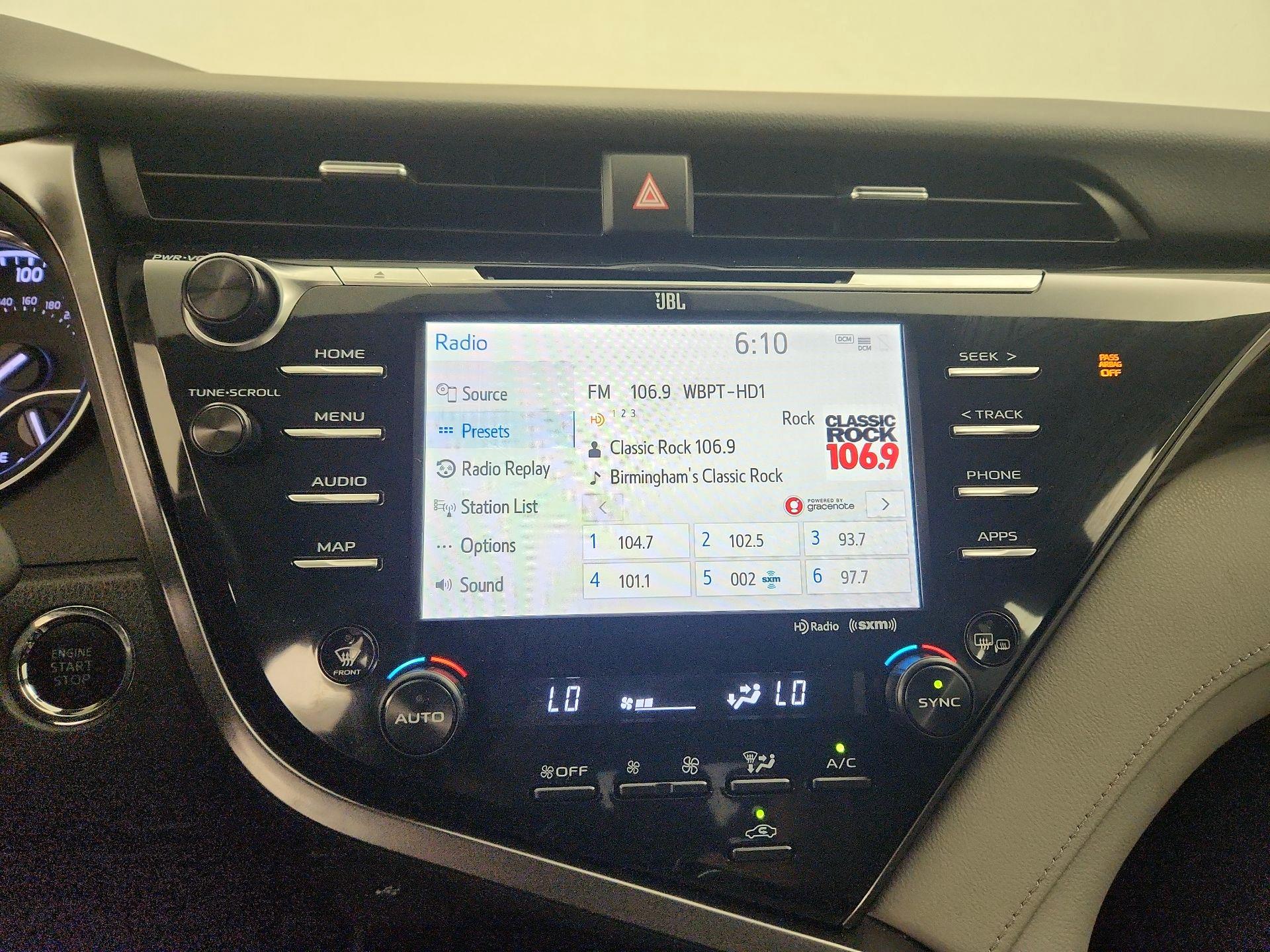 Thumbnail: 2020 Toyota Camry - 16