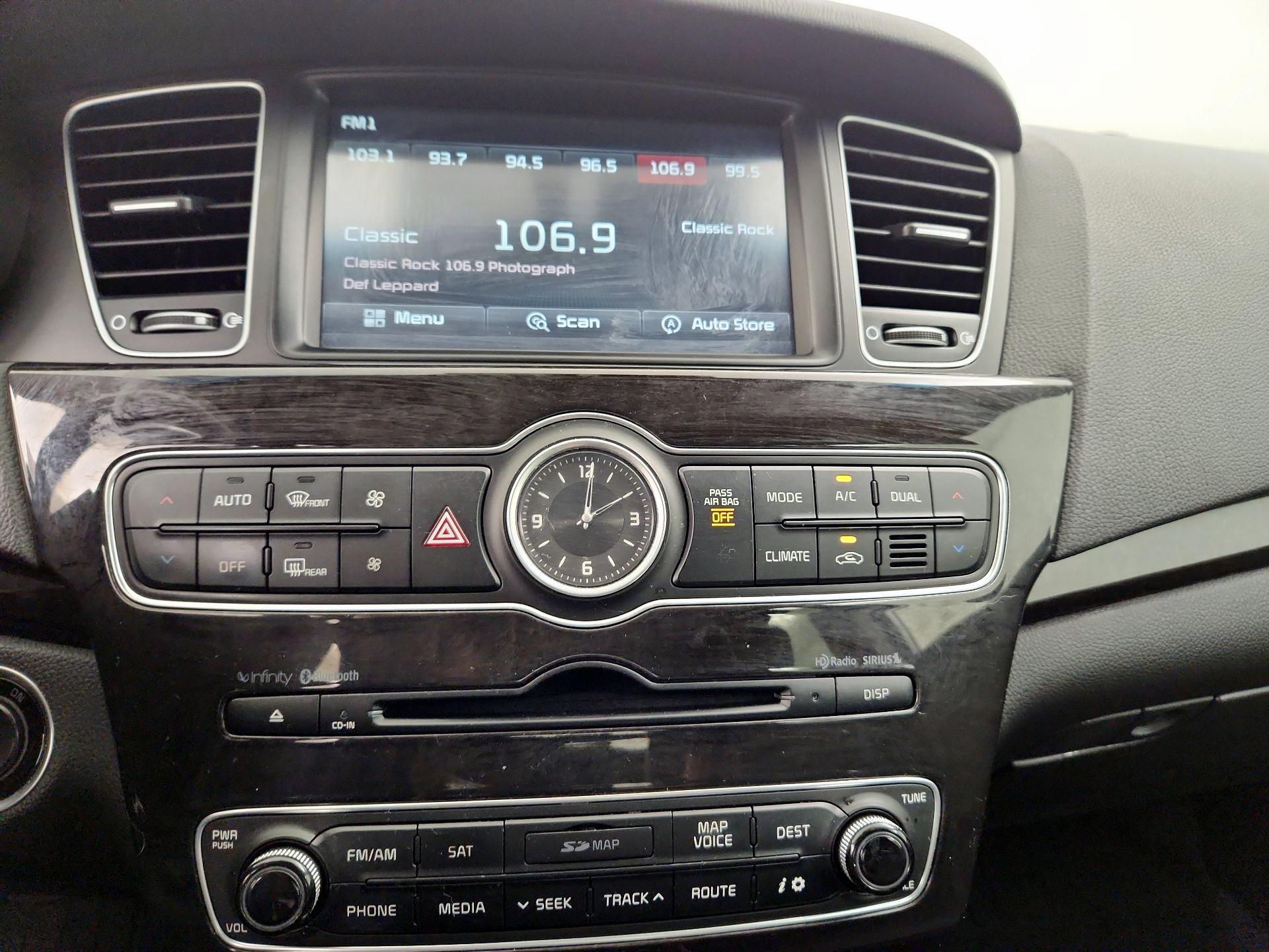 Thumbnail: 2014 Kia Cadenza - 17