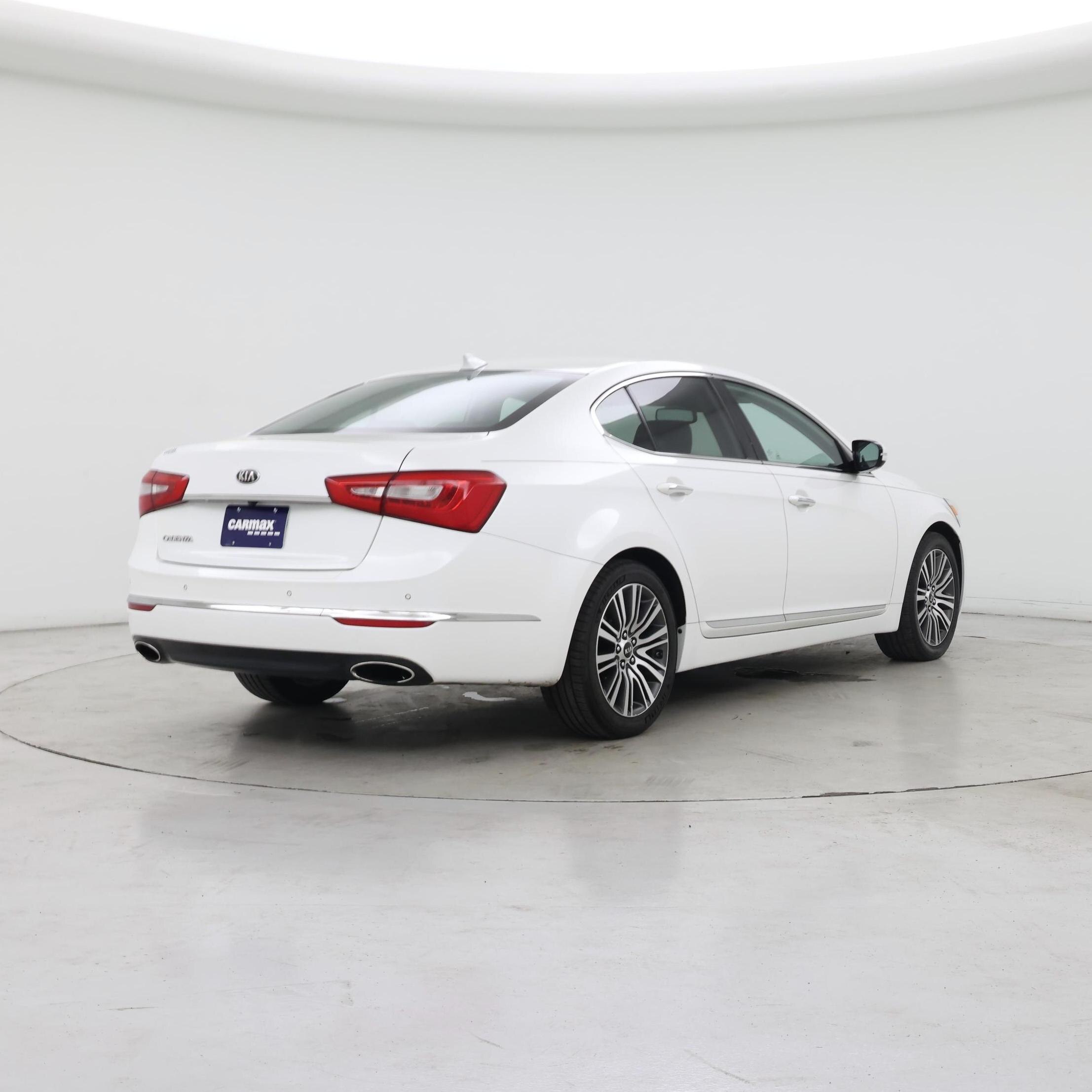 Thumbnail: 2014 Kia Cadenza - 8