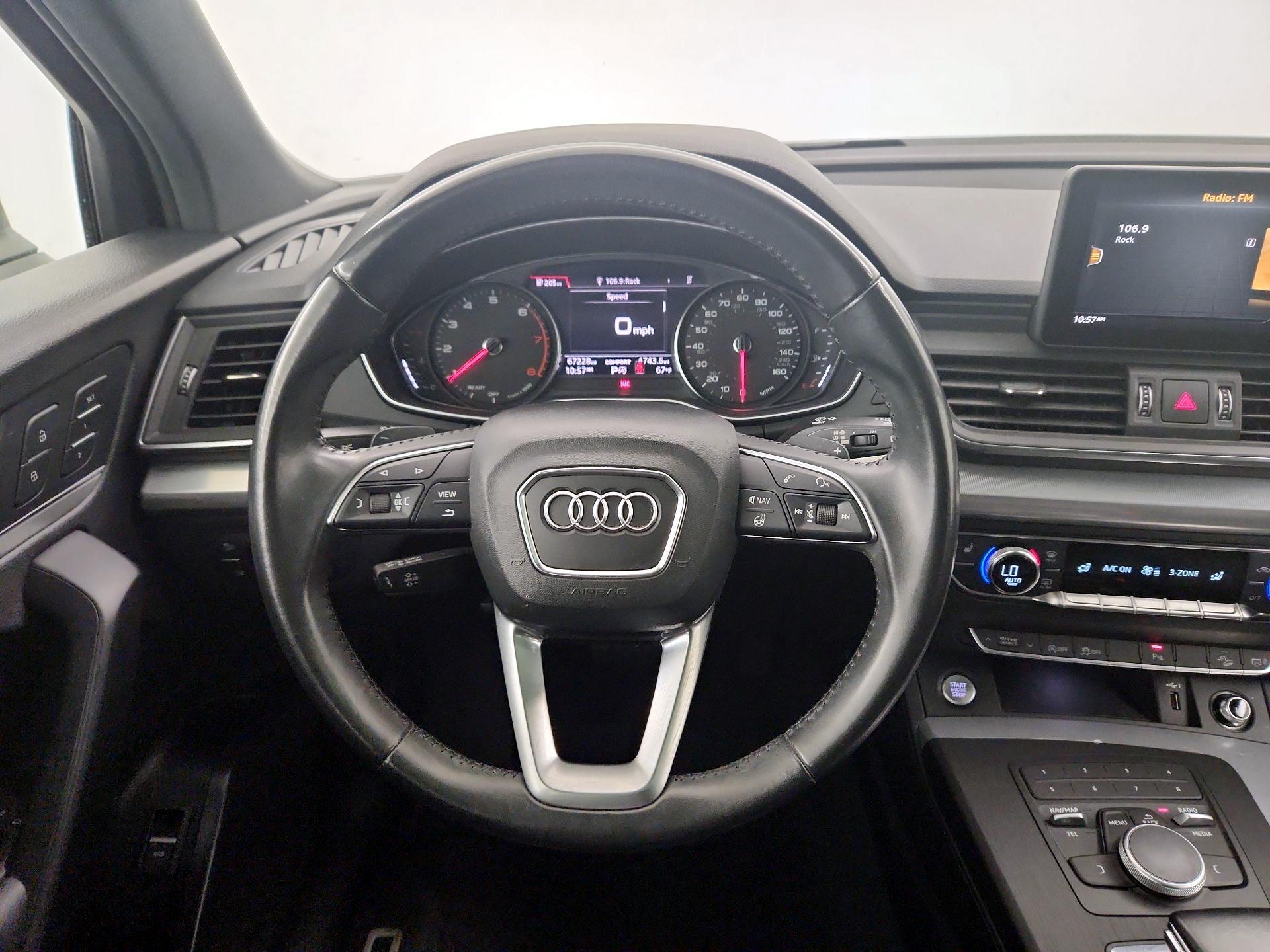 Thumbnail: 2020 Audi Q5 - 10