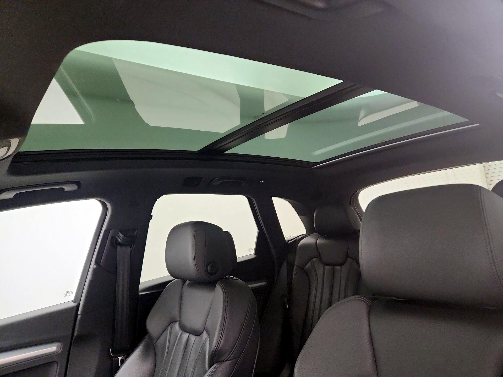 Thumbnail: 2020 Audi Q5 - 19