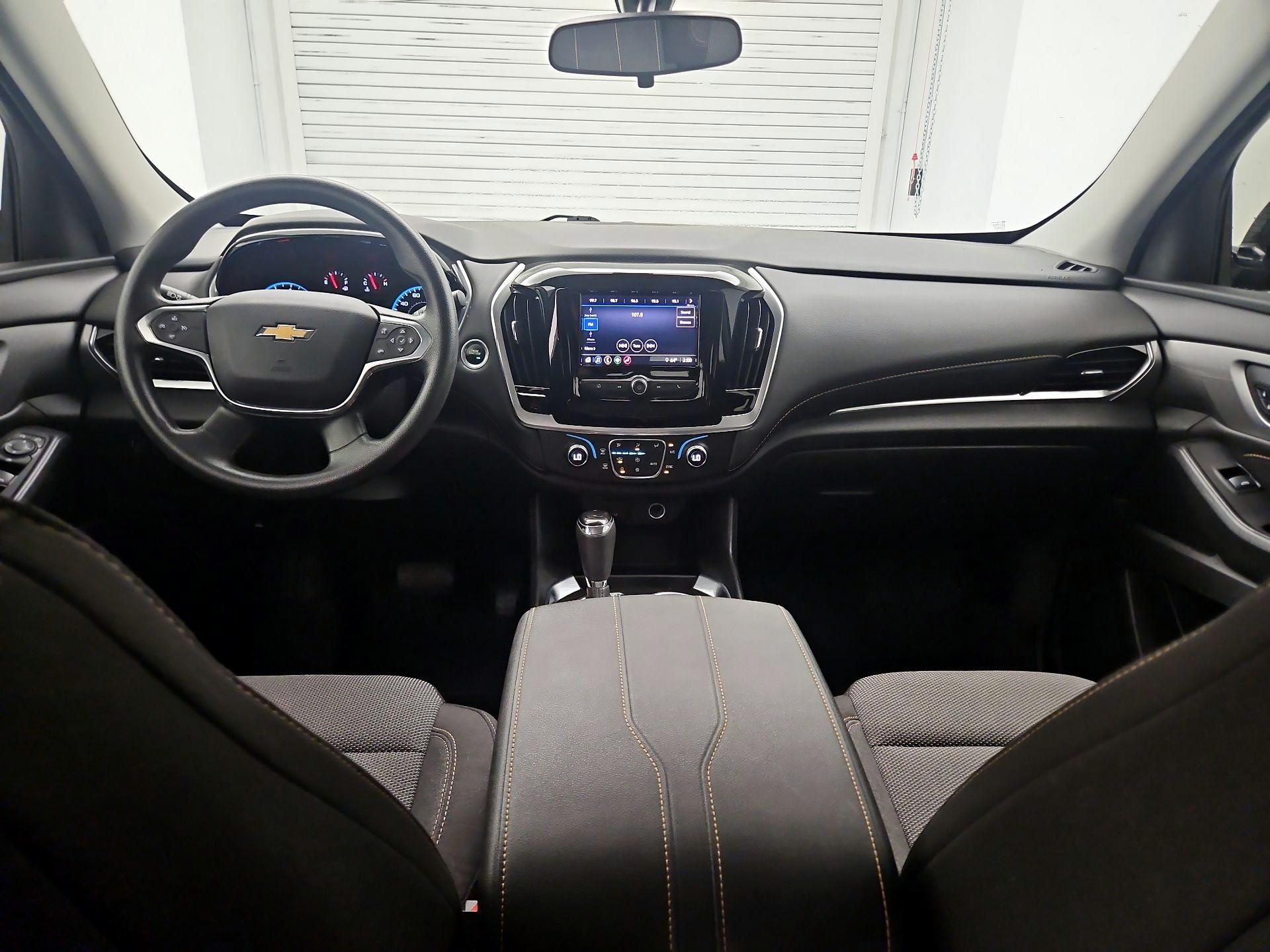 Thumbnail: 2020 Chevrolet Traverse - 9