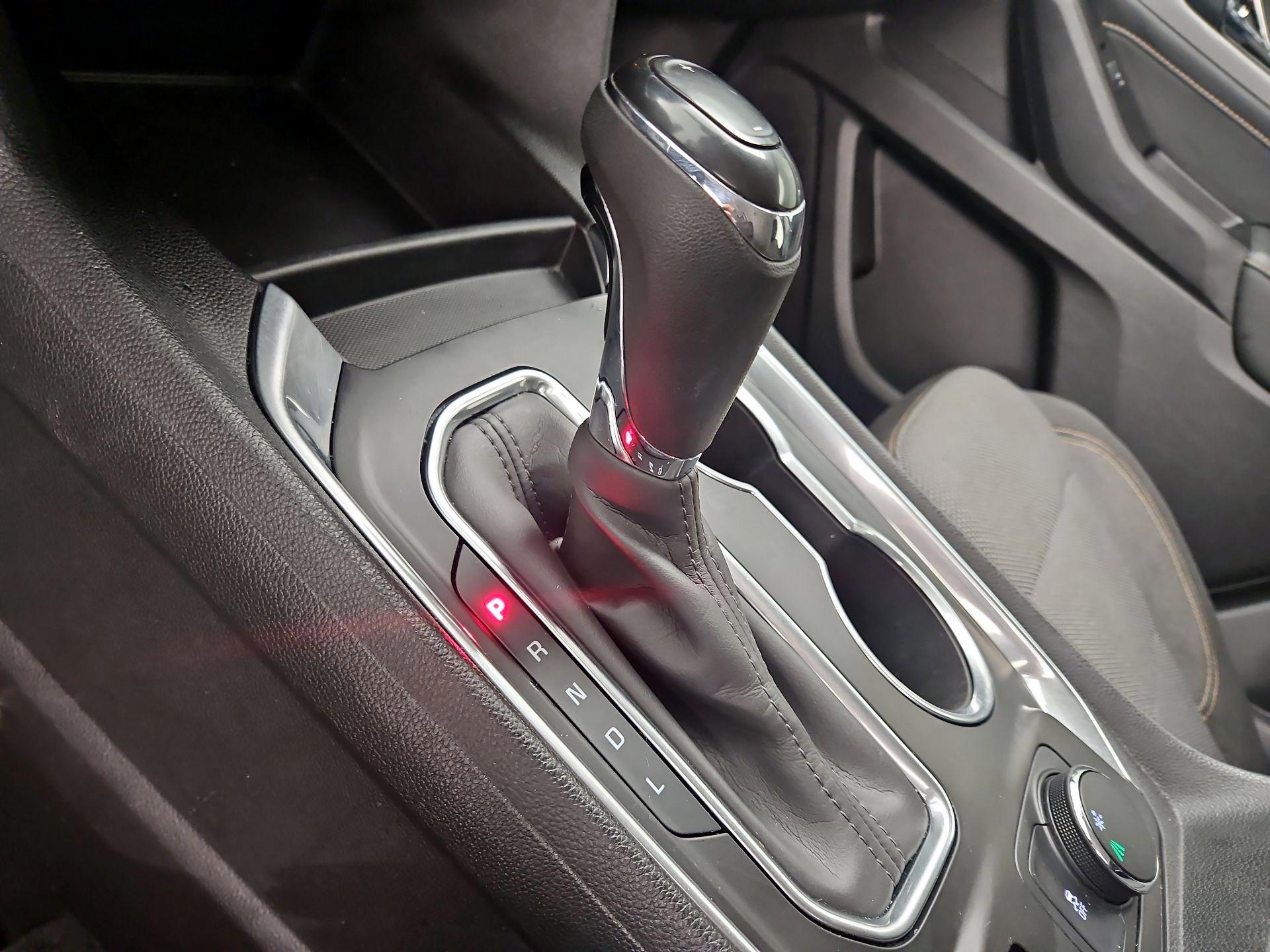 Thumbnail: 2020 Chevrolet Traverse - 17