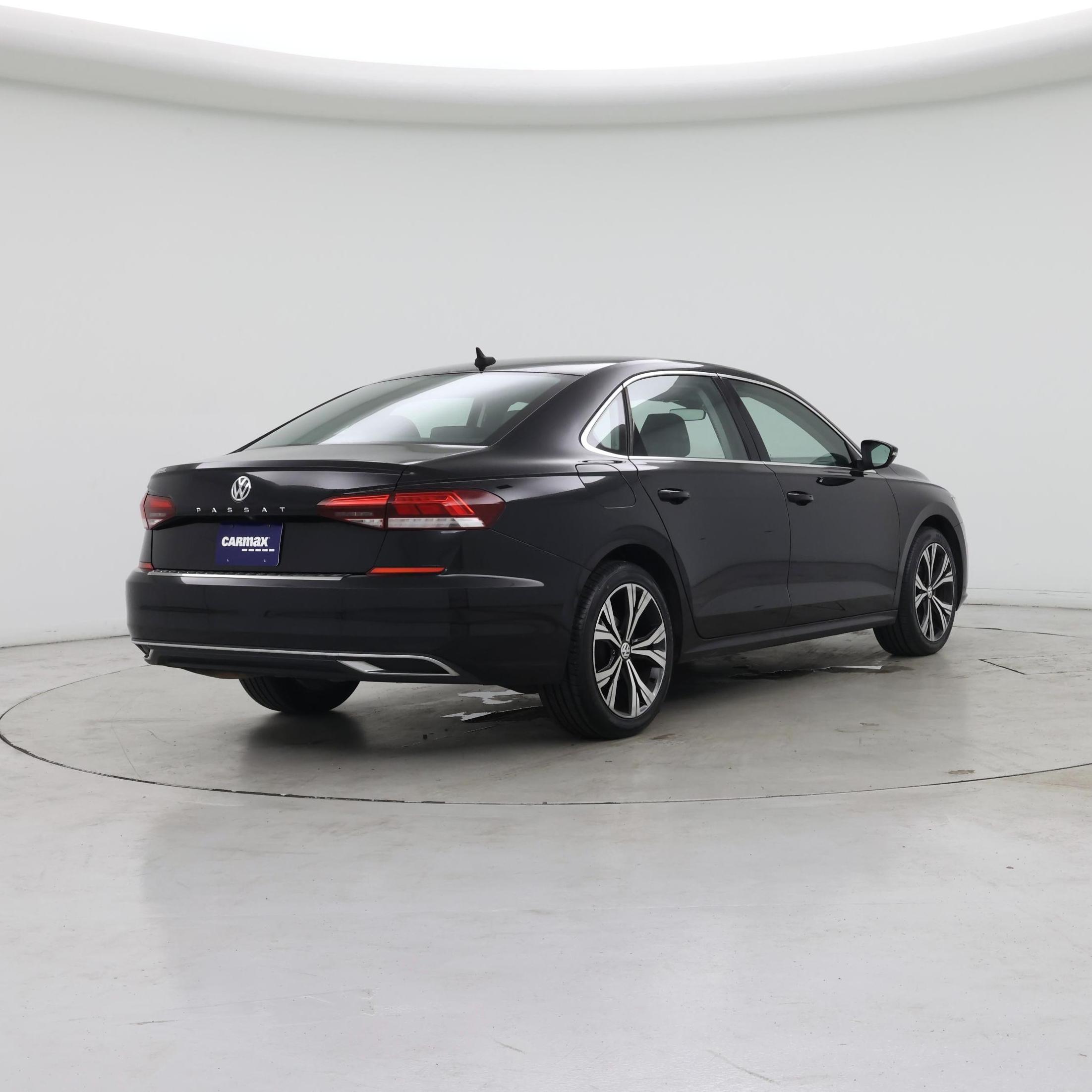 Thumbnail: 2021 Volkswagen Passat - 8