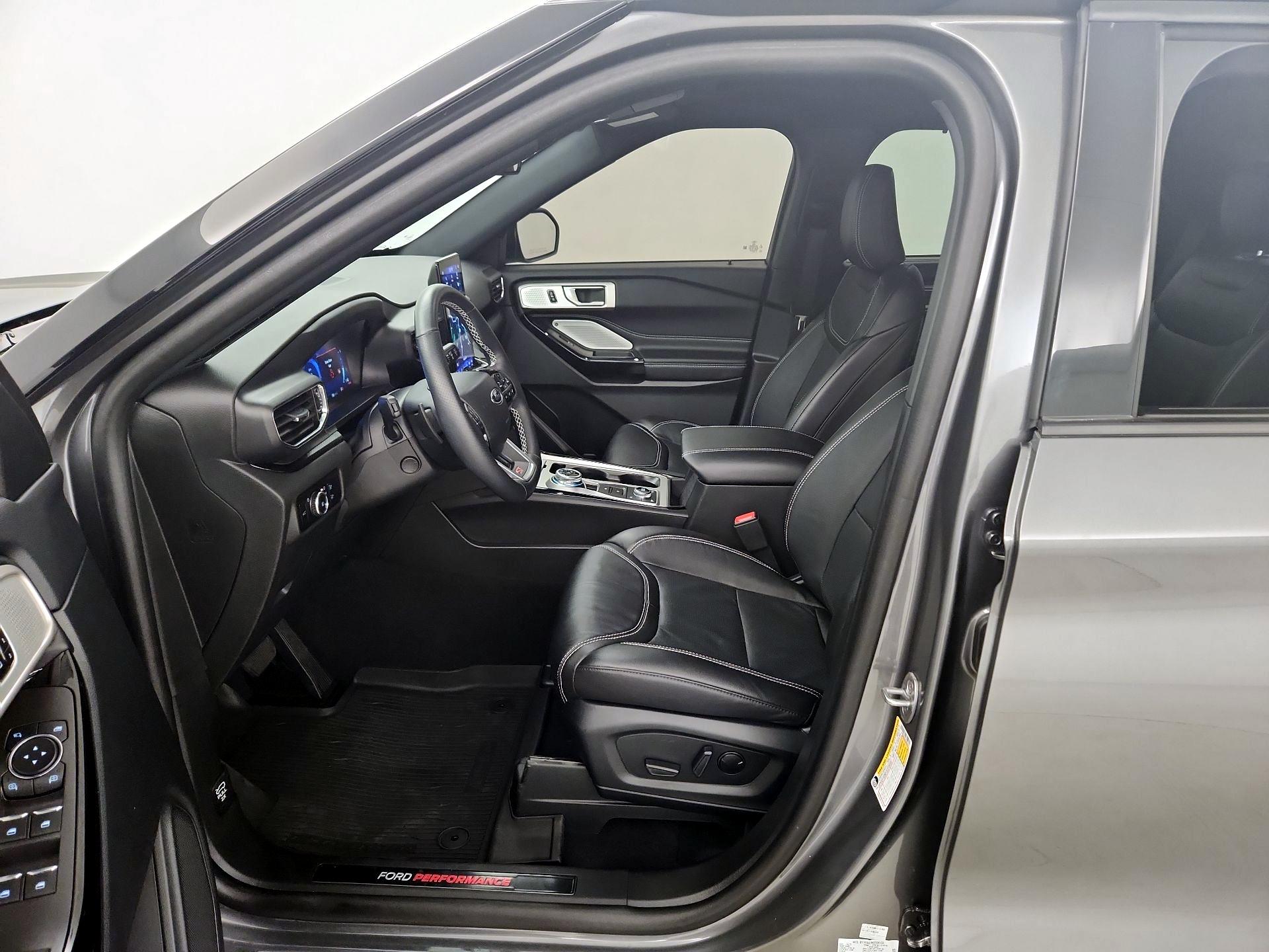 Thumbnail: 2023 Ford Explorer - 11