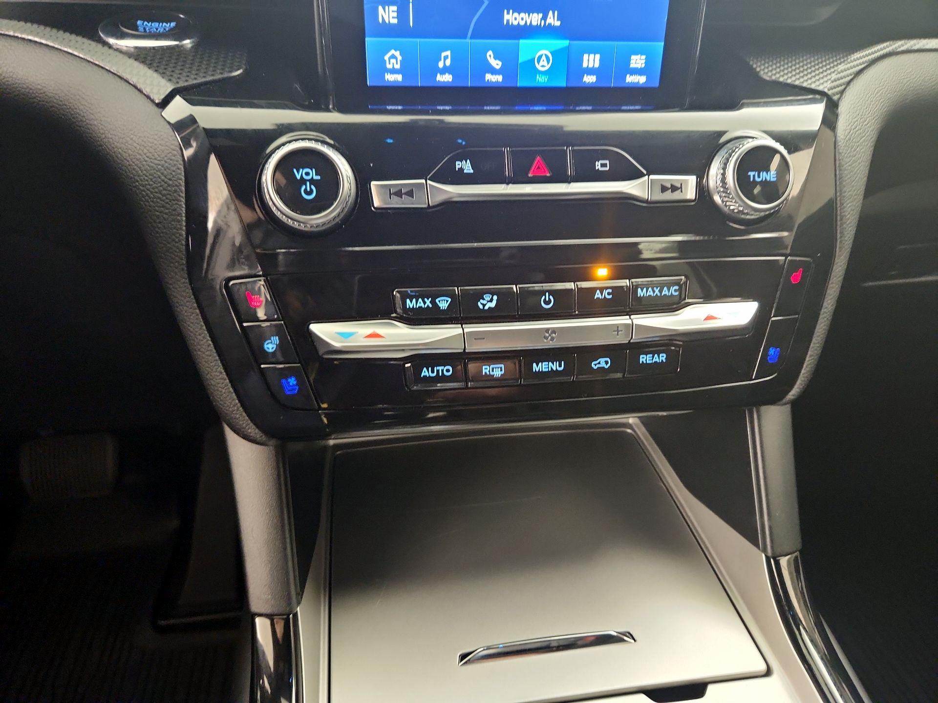 Thumbnail: 2023 Ford Explorer - 17