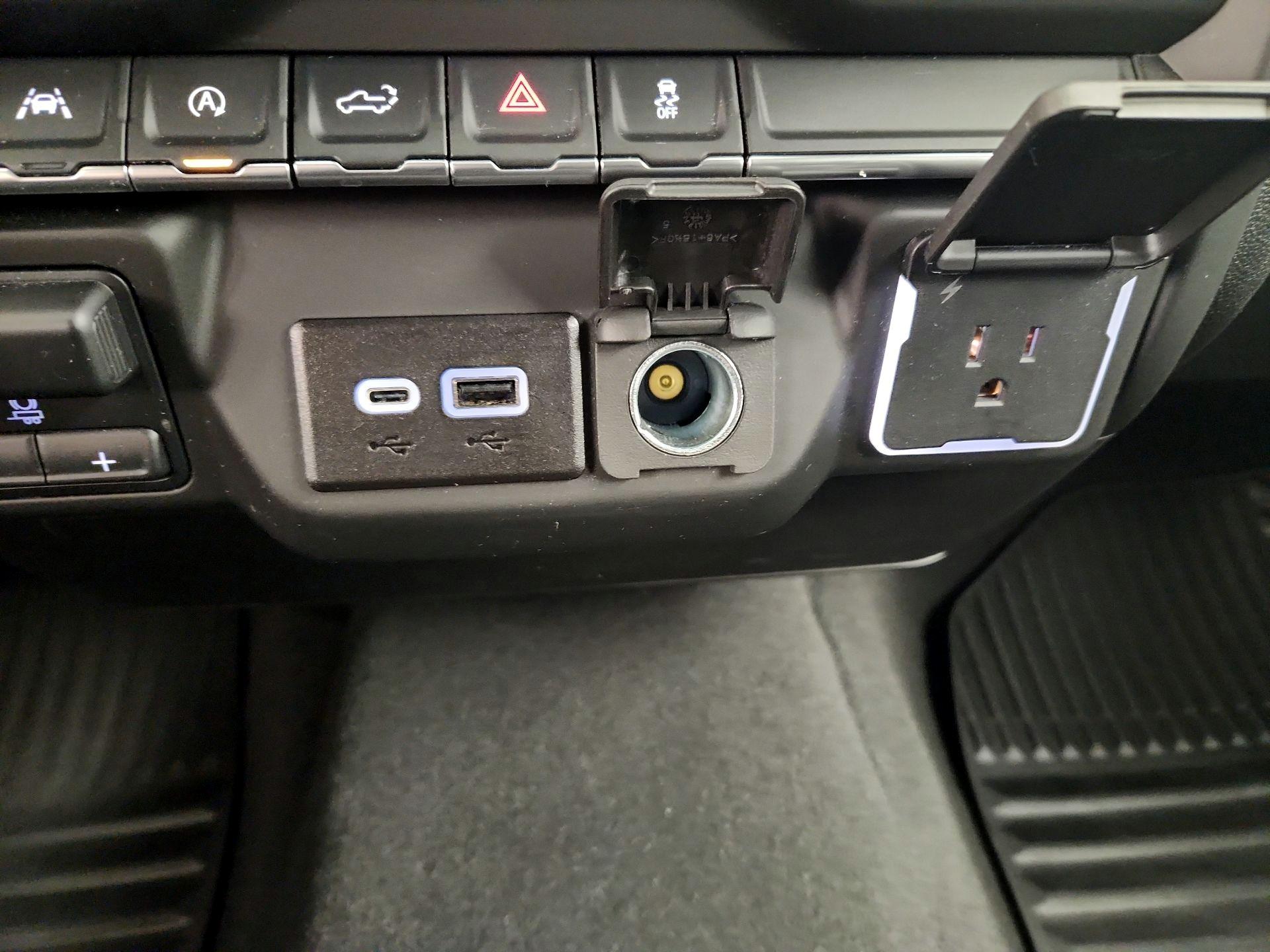 Thumbnail: 2024 Chevrolet Silverado 1500 - 18