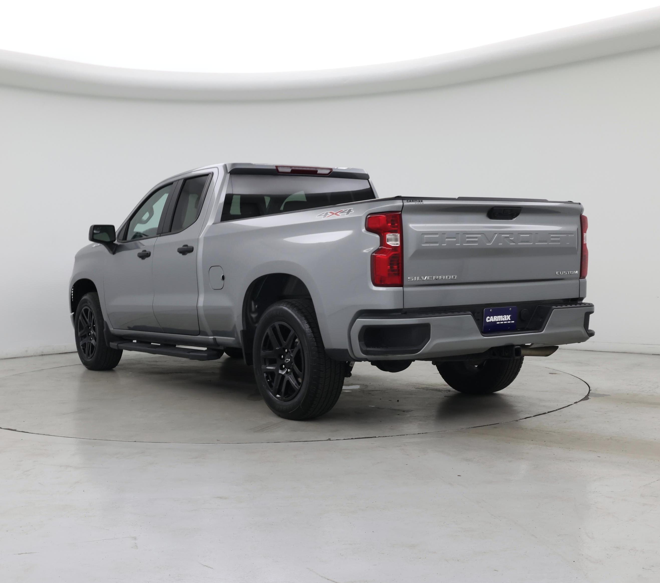 Thumbnail: 2024 Chevrolet Silverado 1500 - 2