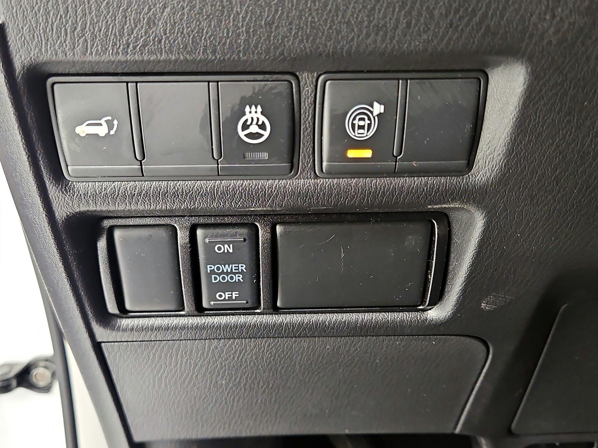 Thumbnail: 2022 INFINITI QX80 - 13