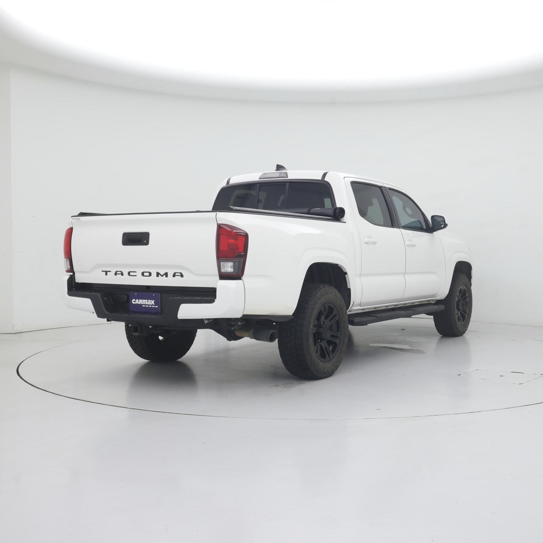 Thumbnail: 2022 Toyota Tacoma - 8