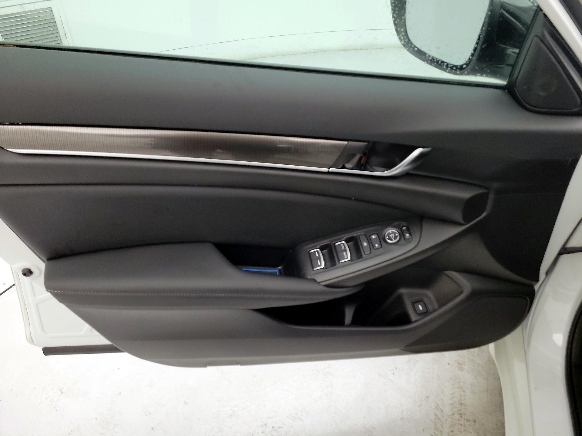 Thumbnail: 2022 Honda Accord - 12