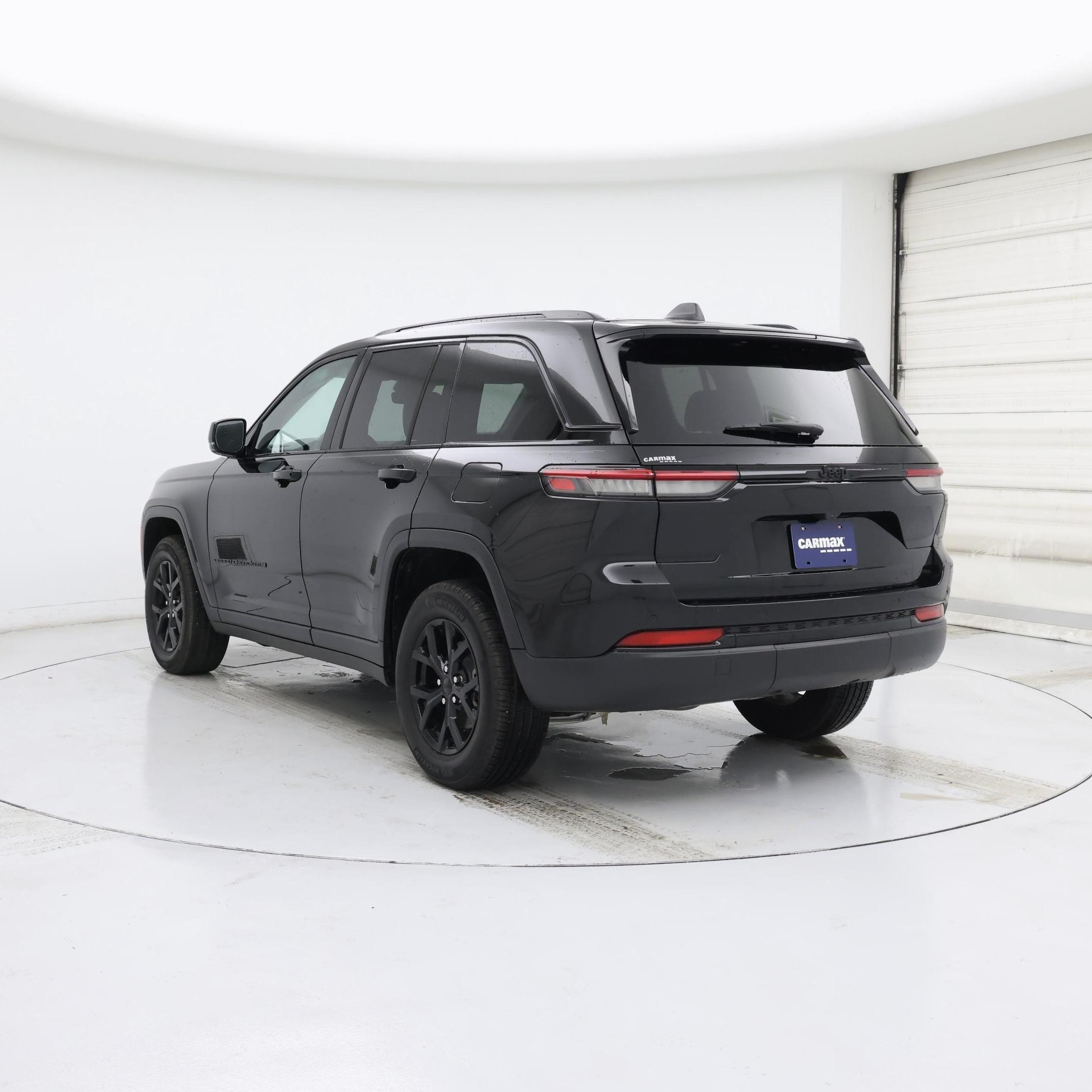 Thumbnail: 2025 Jeep Grand Cherokee - 2