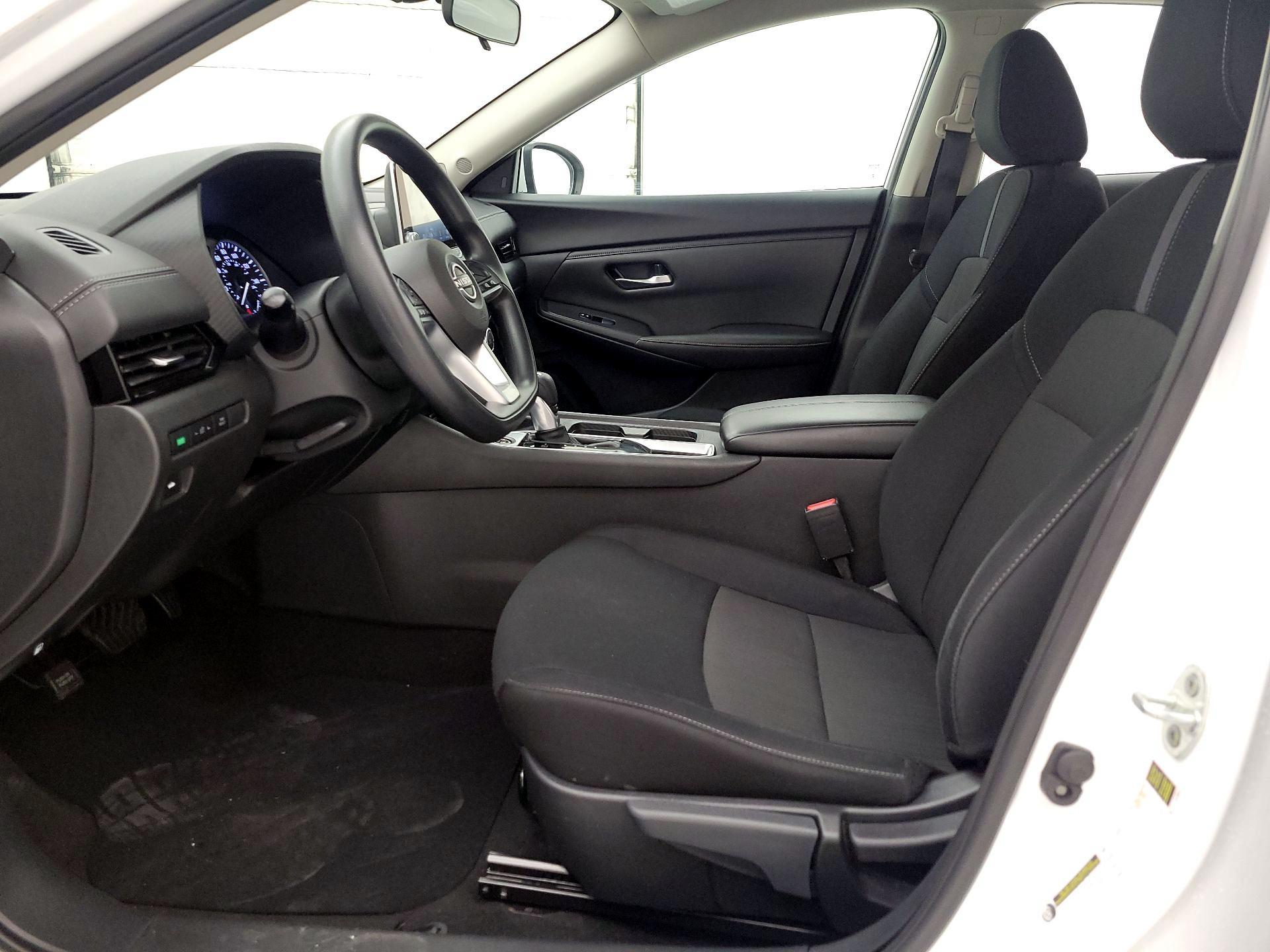 Thumbnail: 2024 Nissan Sentra - 11