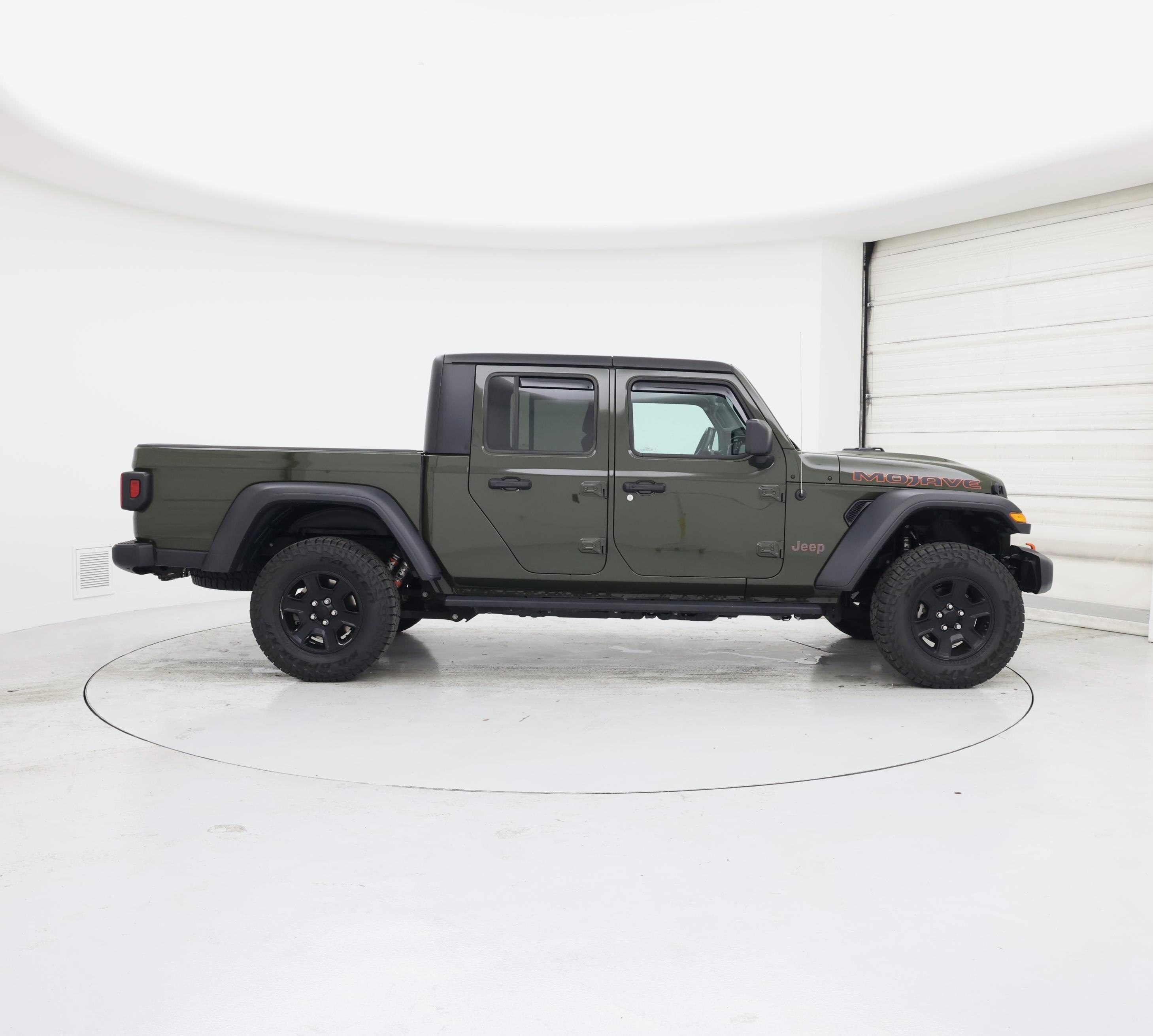 Thumbnail: 2023 Jeep Gladiator - 7
