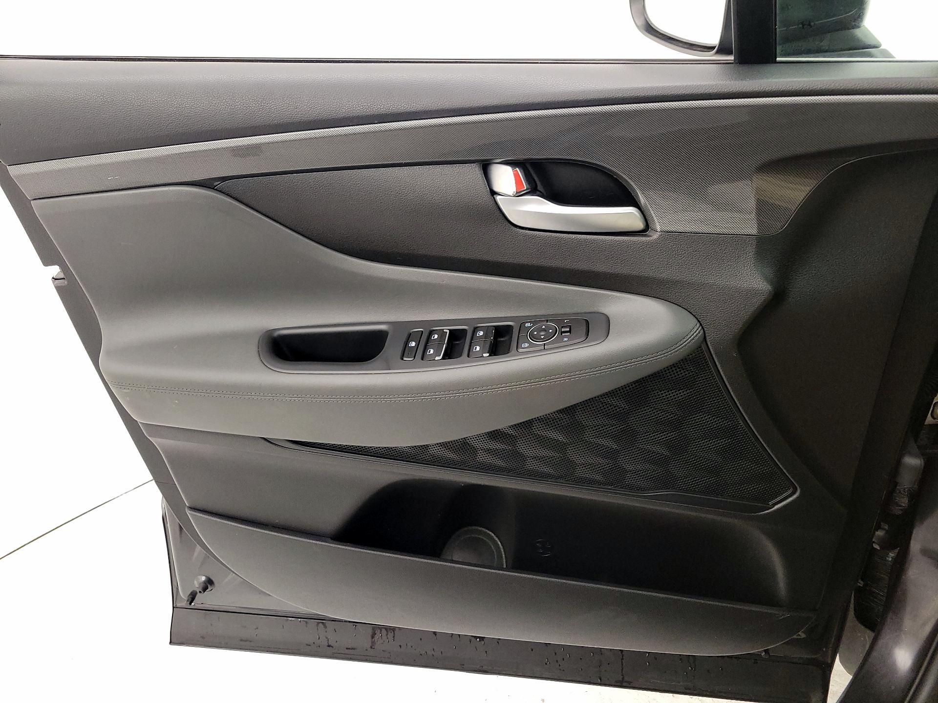 Thumbnail: 2022 Hyundai Santa Fe - 12