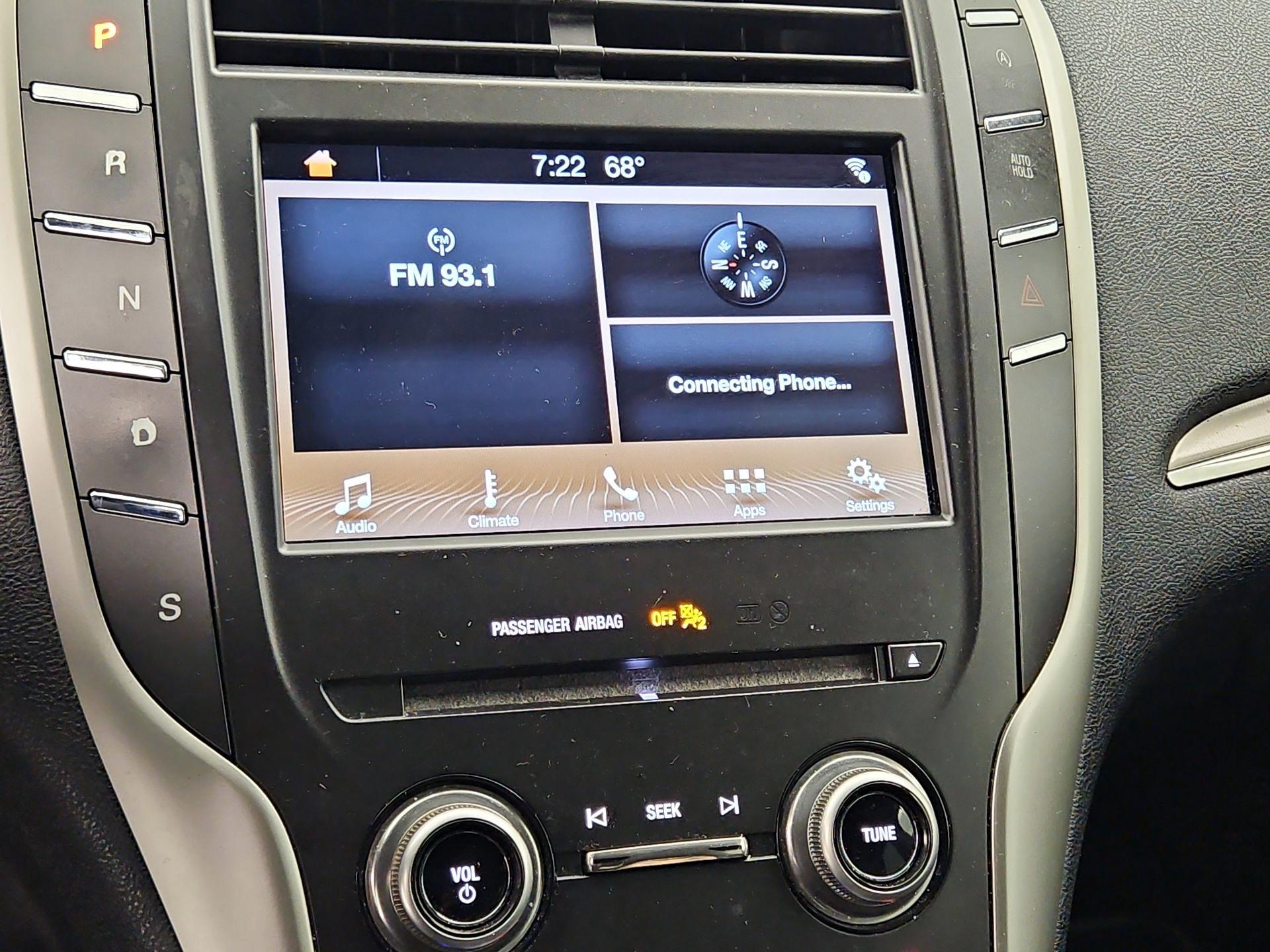 Thumbnail: 2017 Lincoln MKC - 15