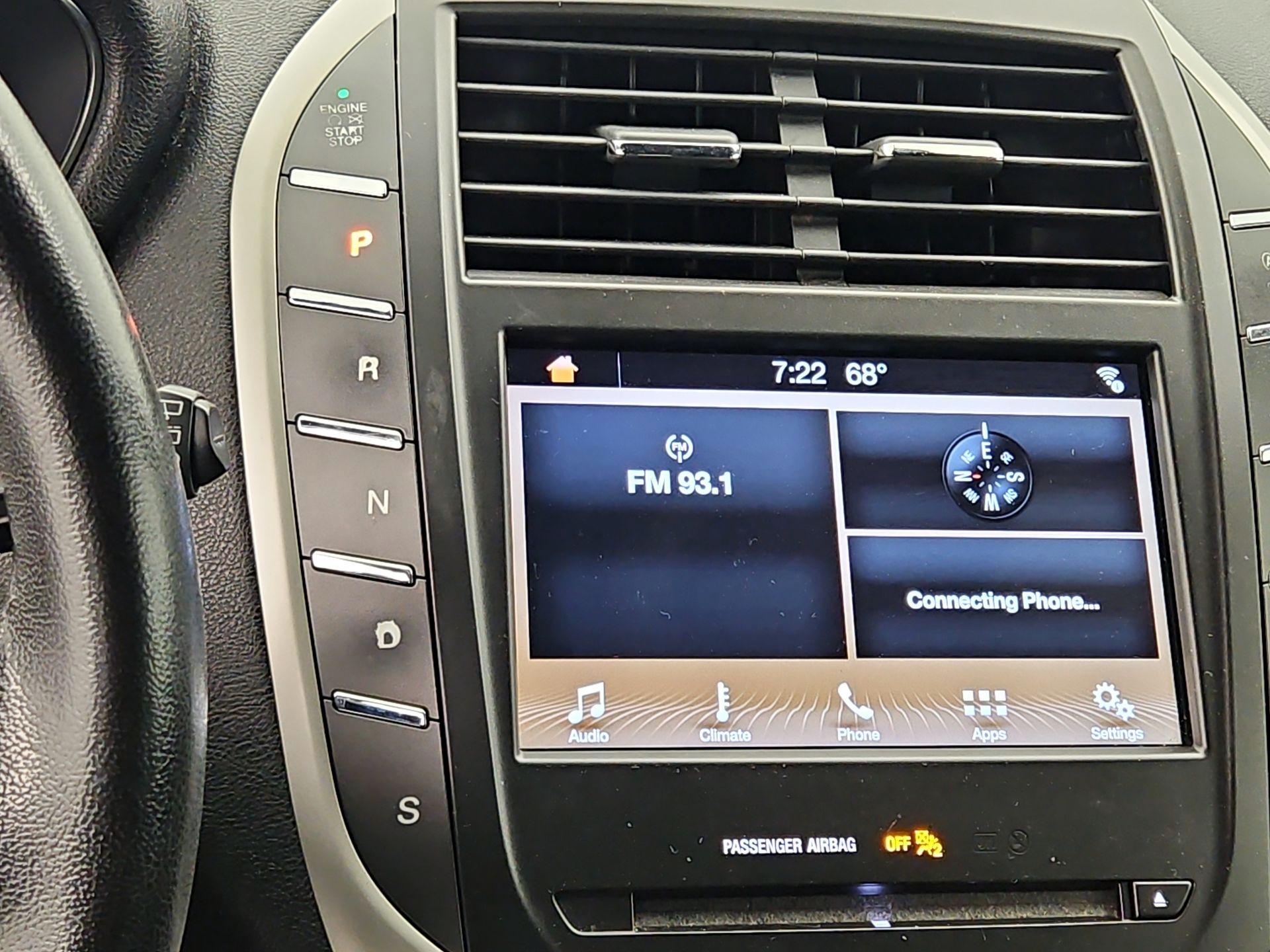 Thumbnail: 2017 Lincoln MKC - 17