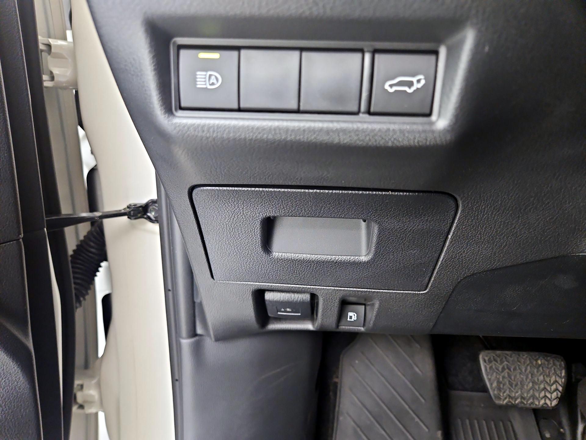 Thumbnail: 2024 Toyota Highlander - 13