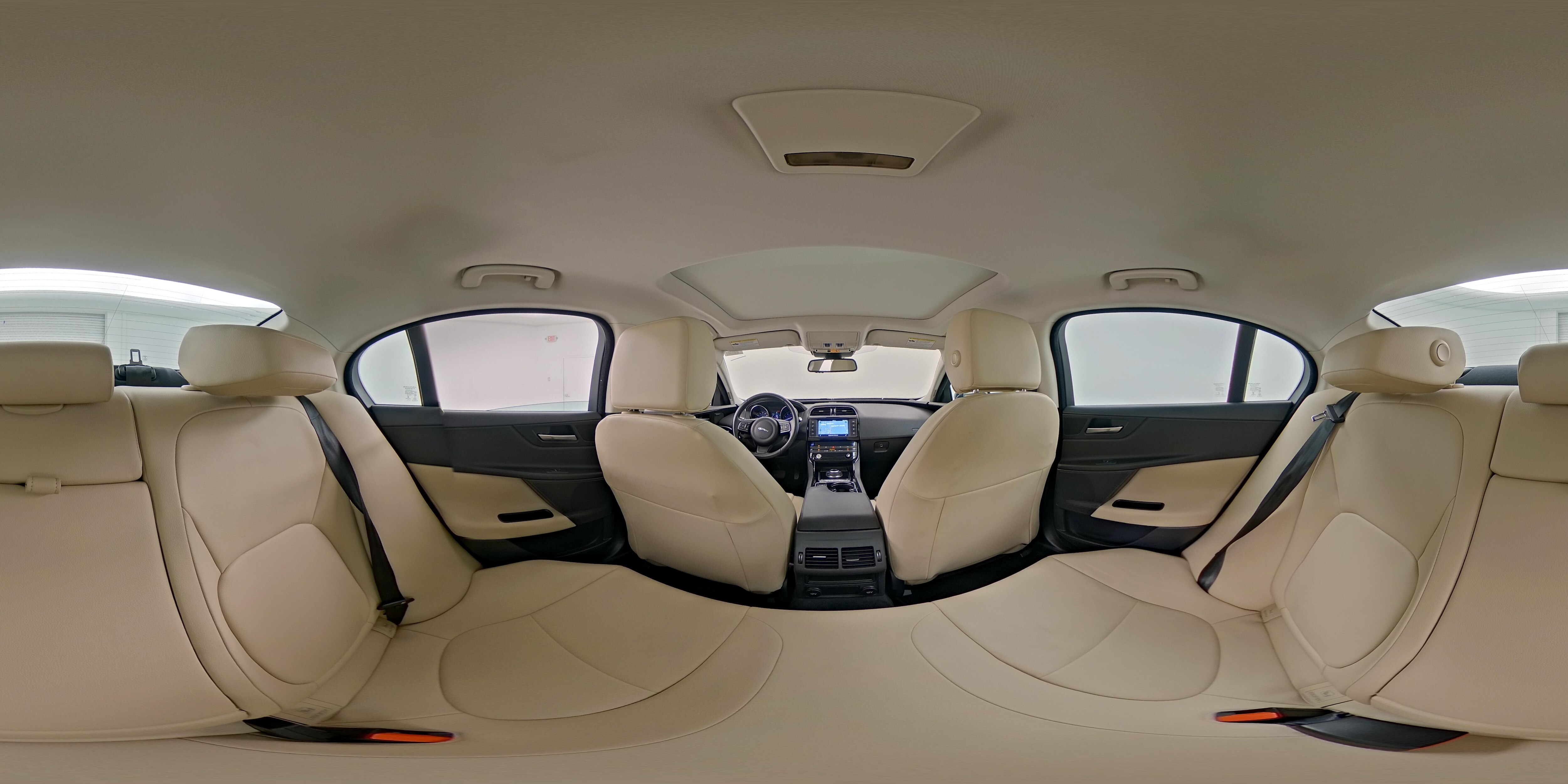 2017 Jaguar XE Premium - Photo 29