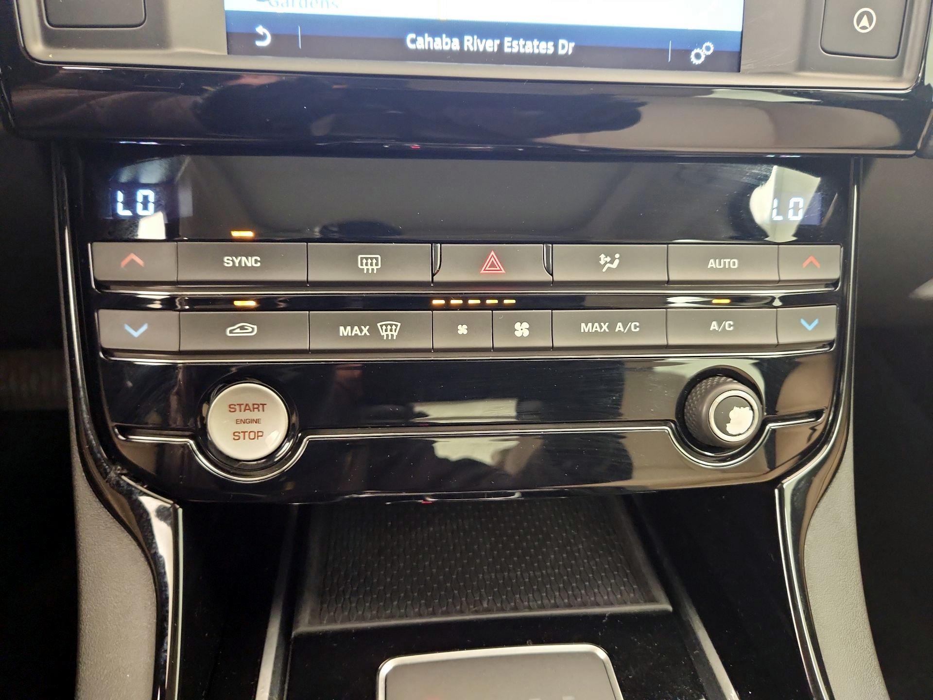 Thumbnail: 2017 Jaguar XE - 17