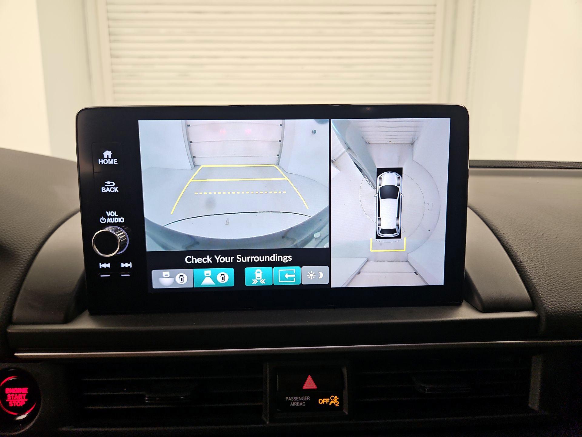 Thumbnail: 2023 Honda Pilot - 15