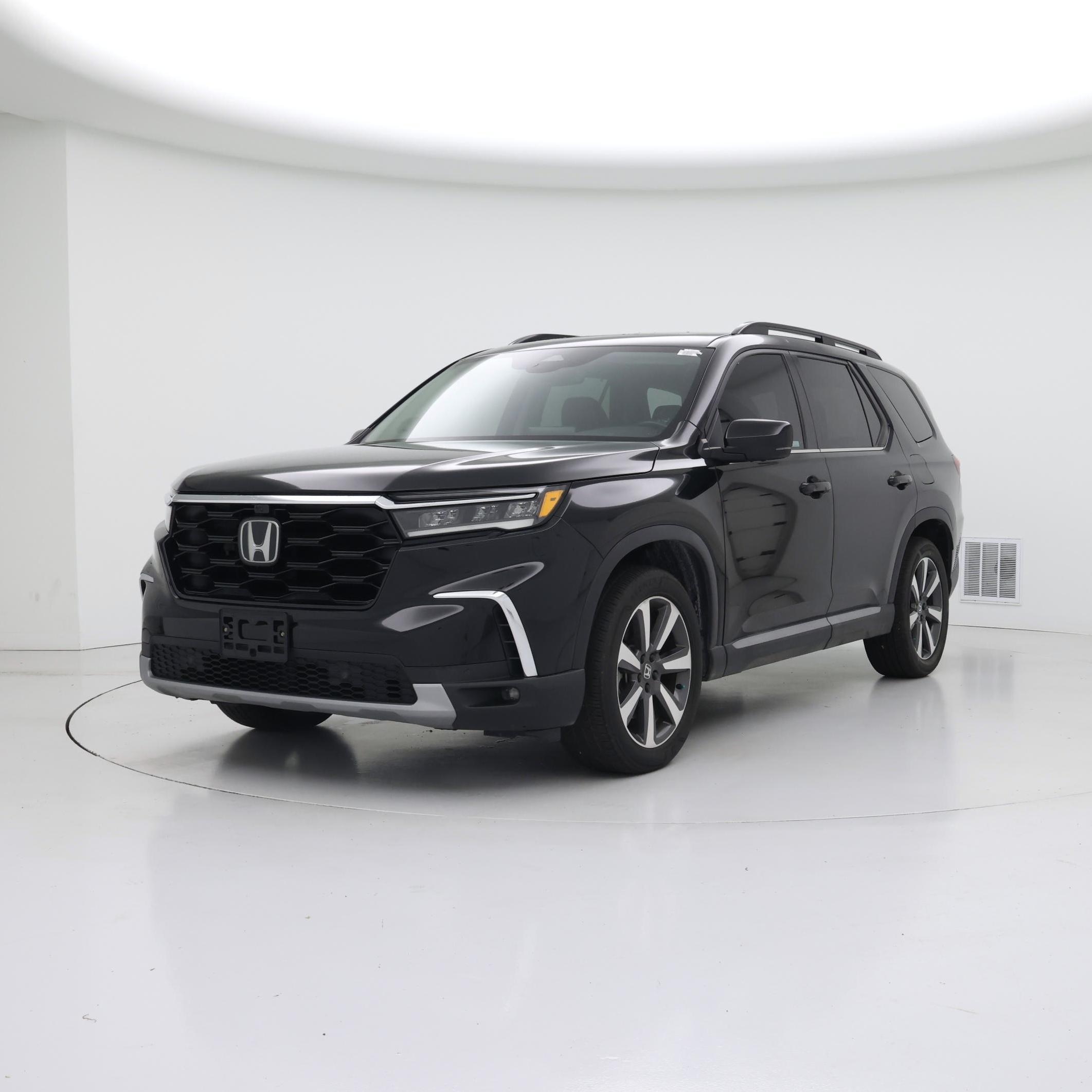 Thumbnail: 2023 Honda Pilot - 4
