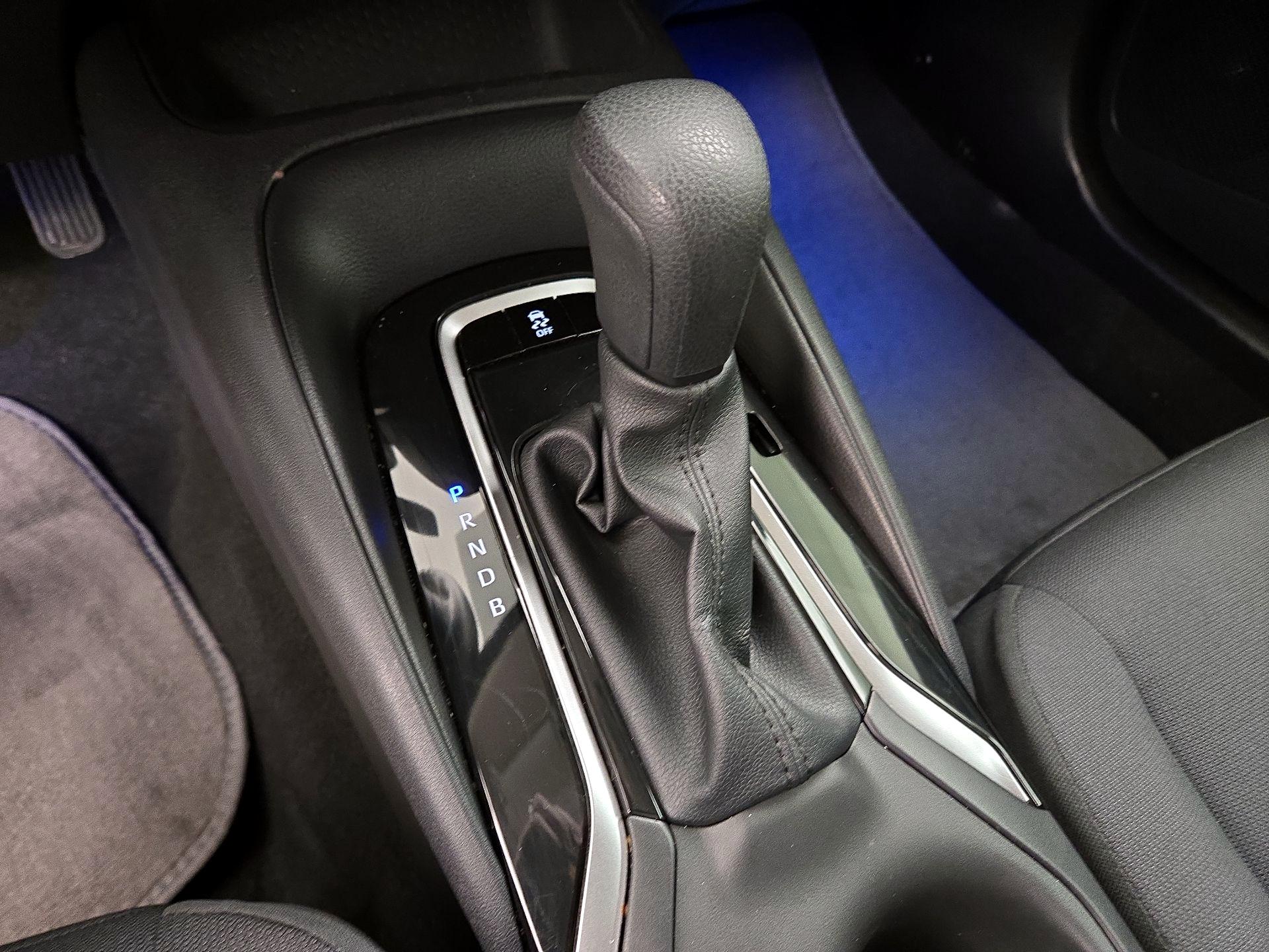 Thumbnail: 2025 Toyota Corolla - 17