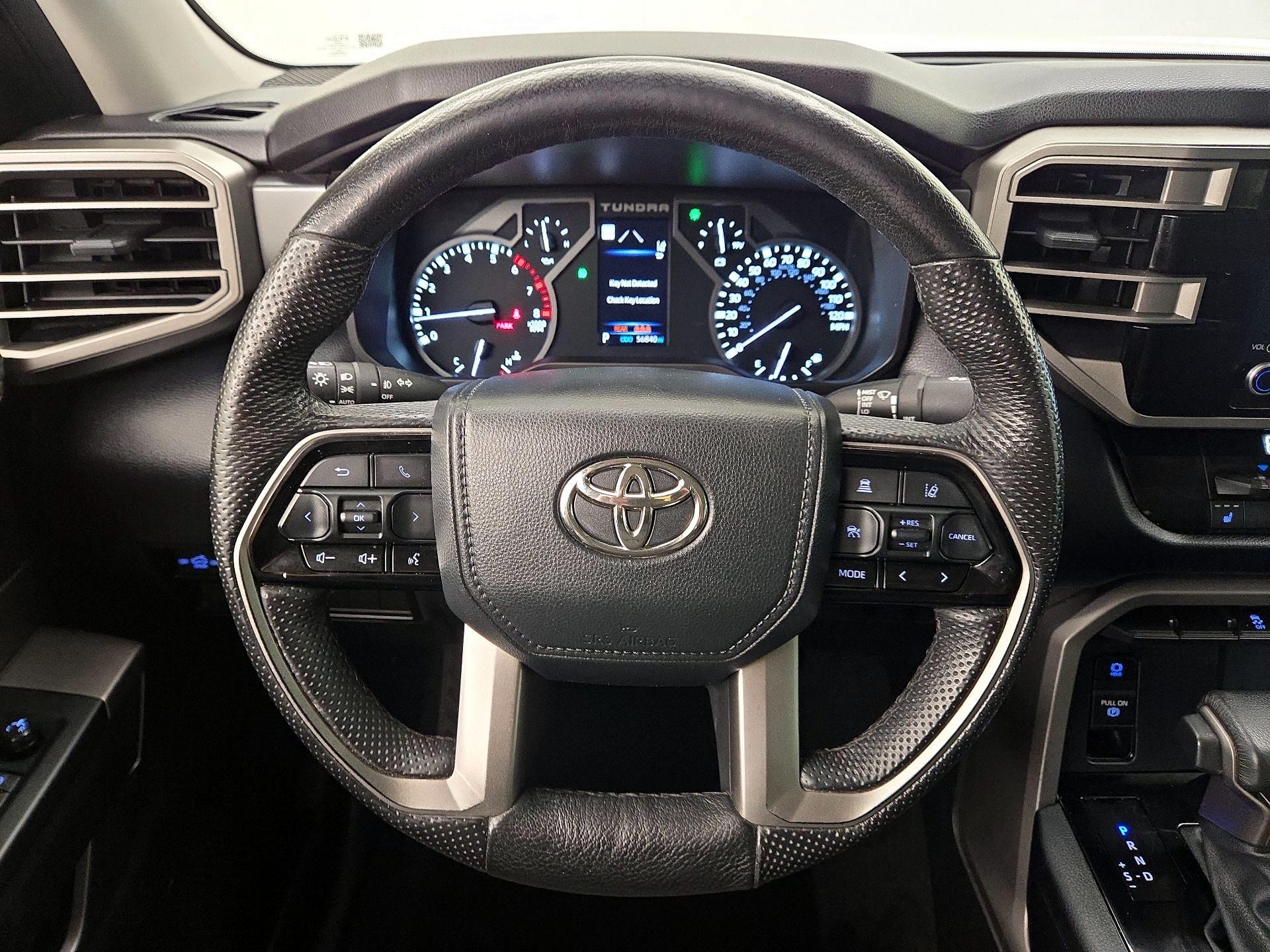 Thumbnail: 2024 Toyota Tundra - 10