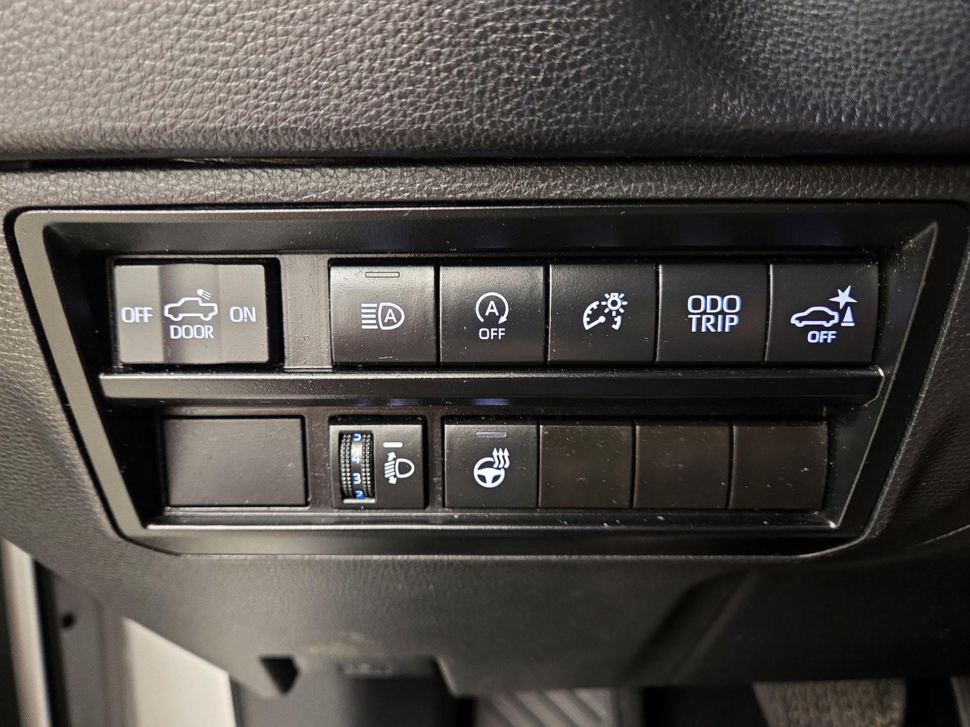 Thumbnail: 2024 Toyota Tundra - 13