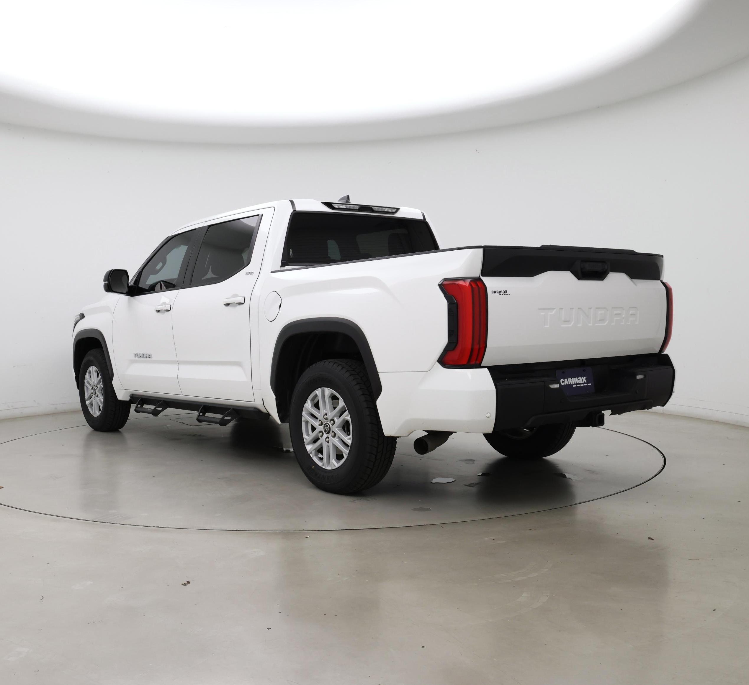 Thumbnail: 2024 Toyota Tundra - 2