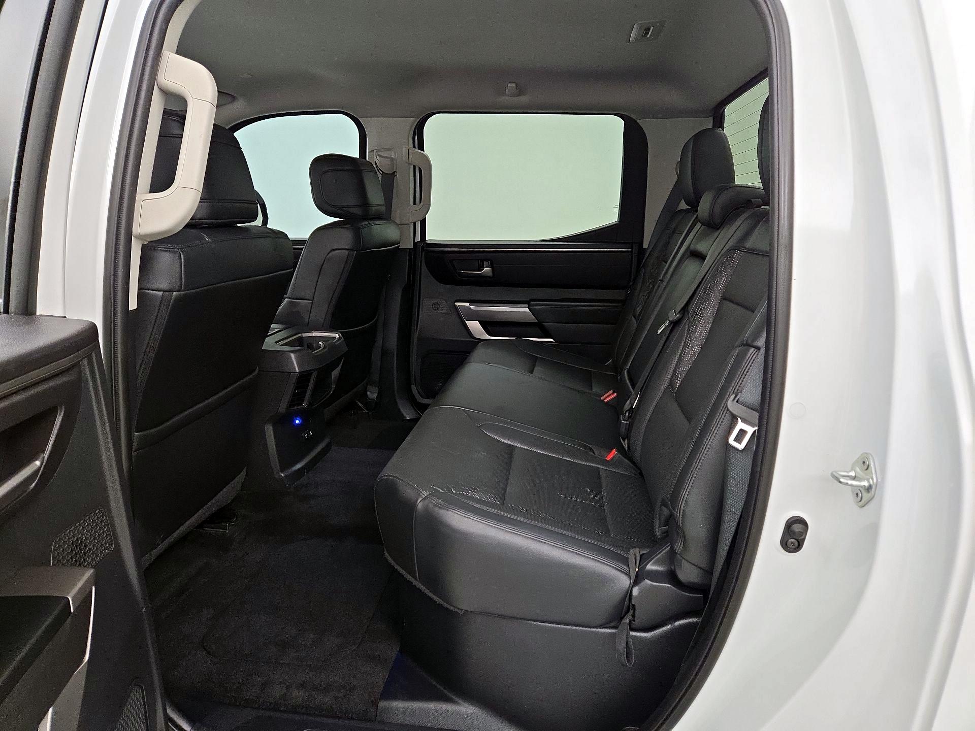 Thumbnail: 2024 Toyota Tundra - 19