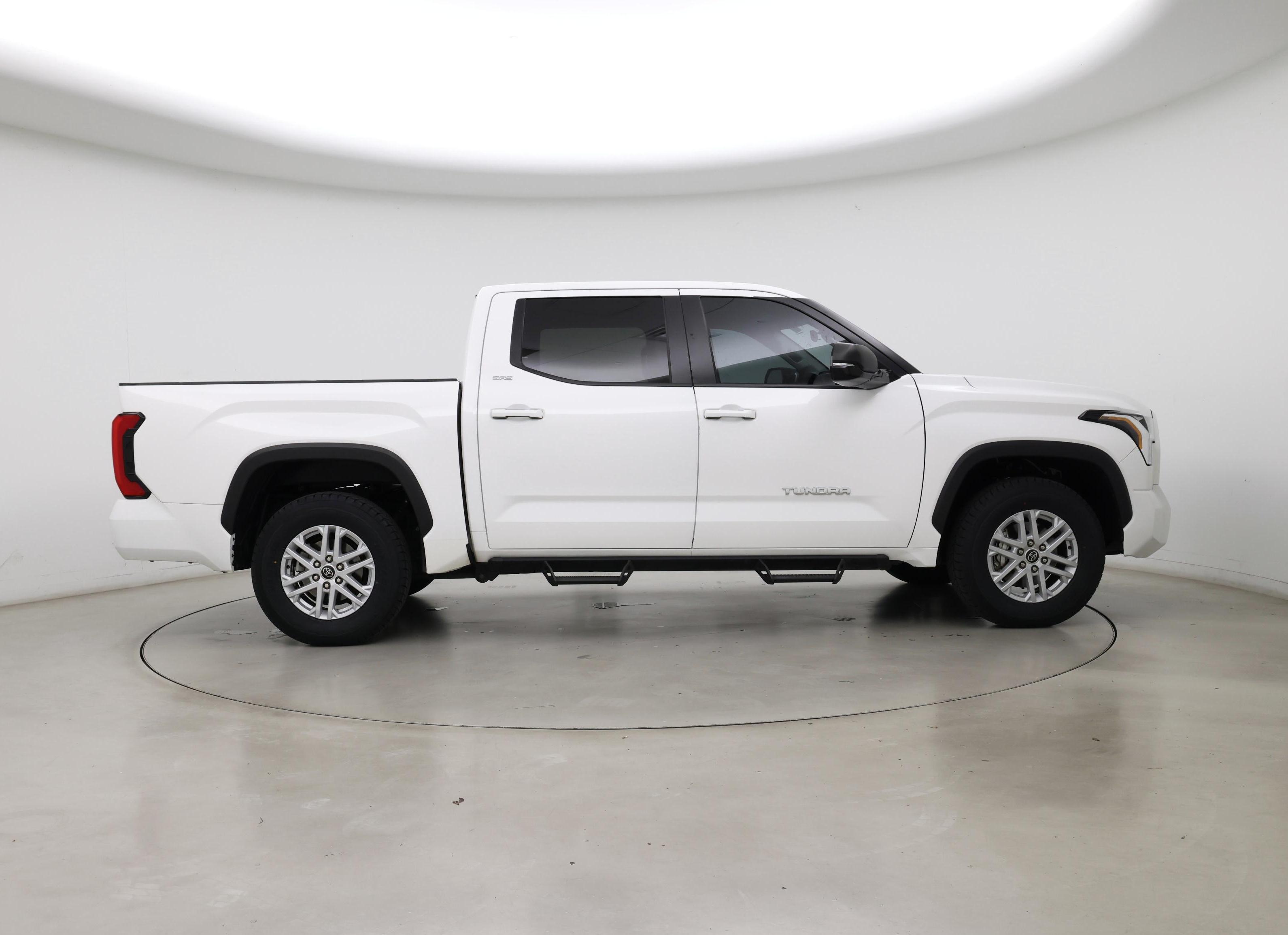 Thumbnail: 2024 Toyota Tundra - 7