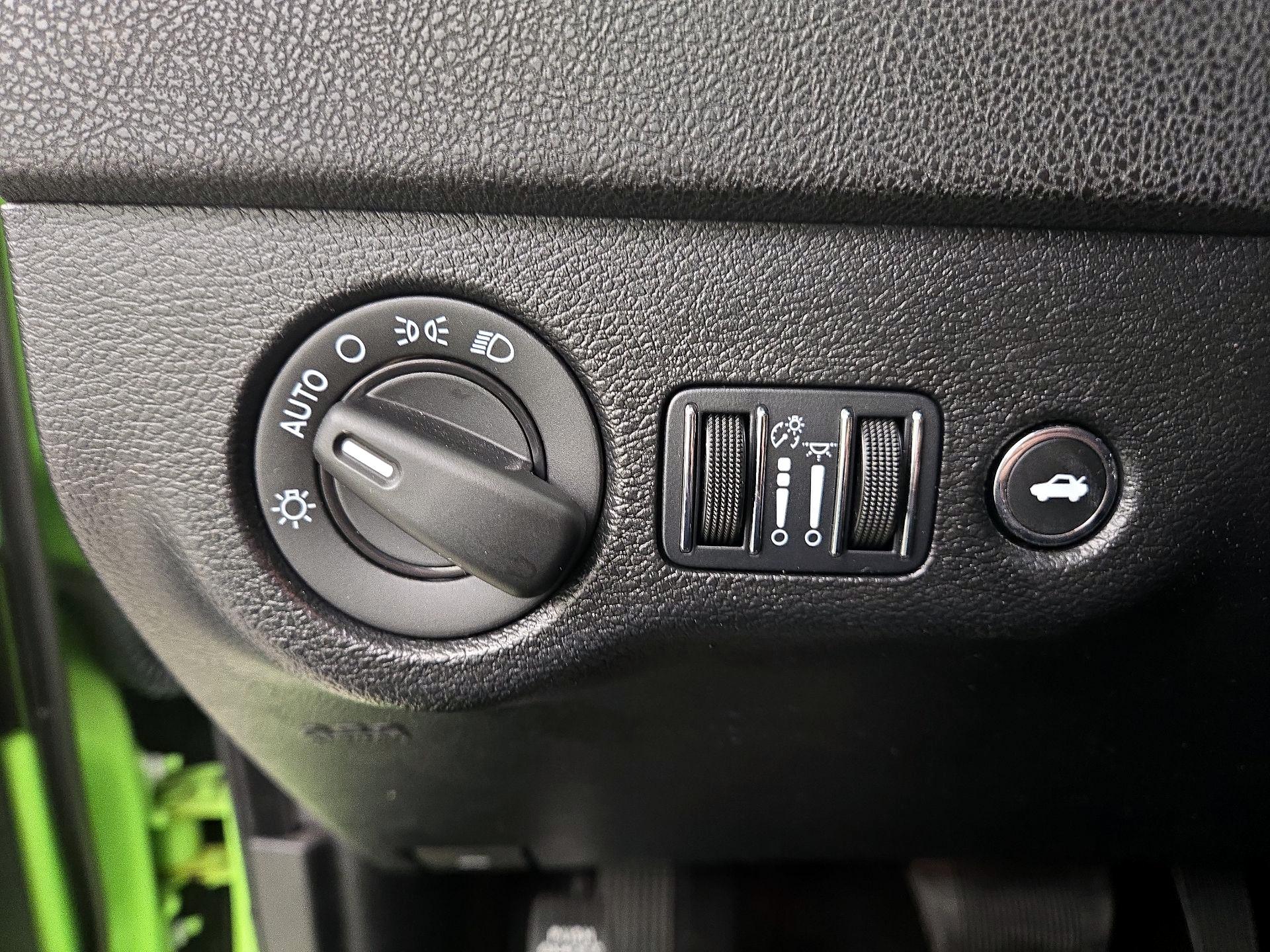 Thumbnail: 2023 Dodge Charger - 13