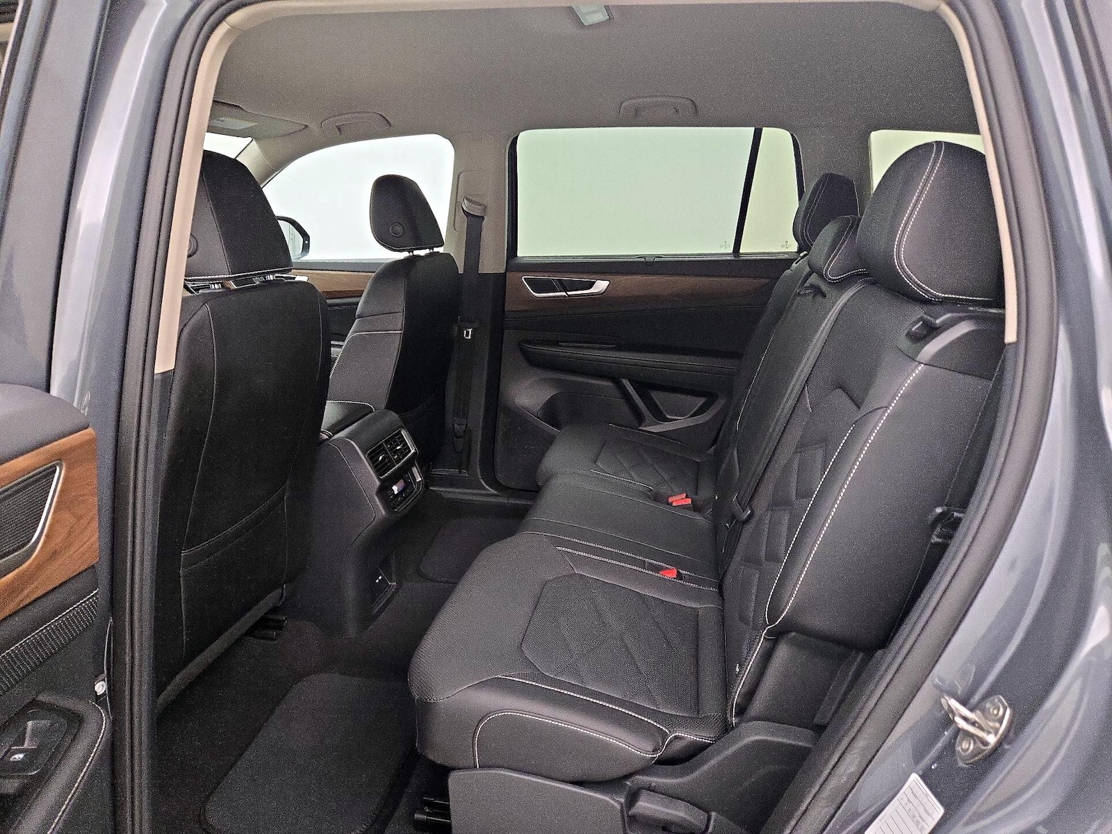 Rear Air Conditioning