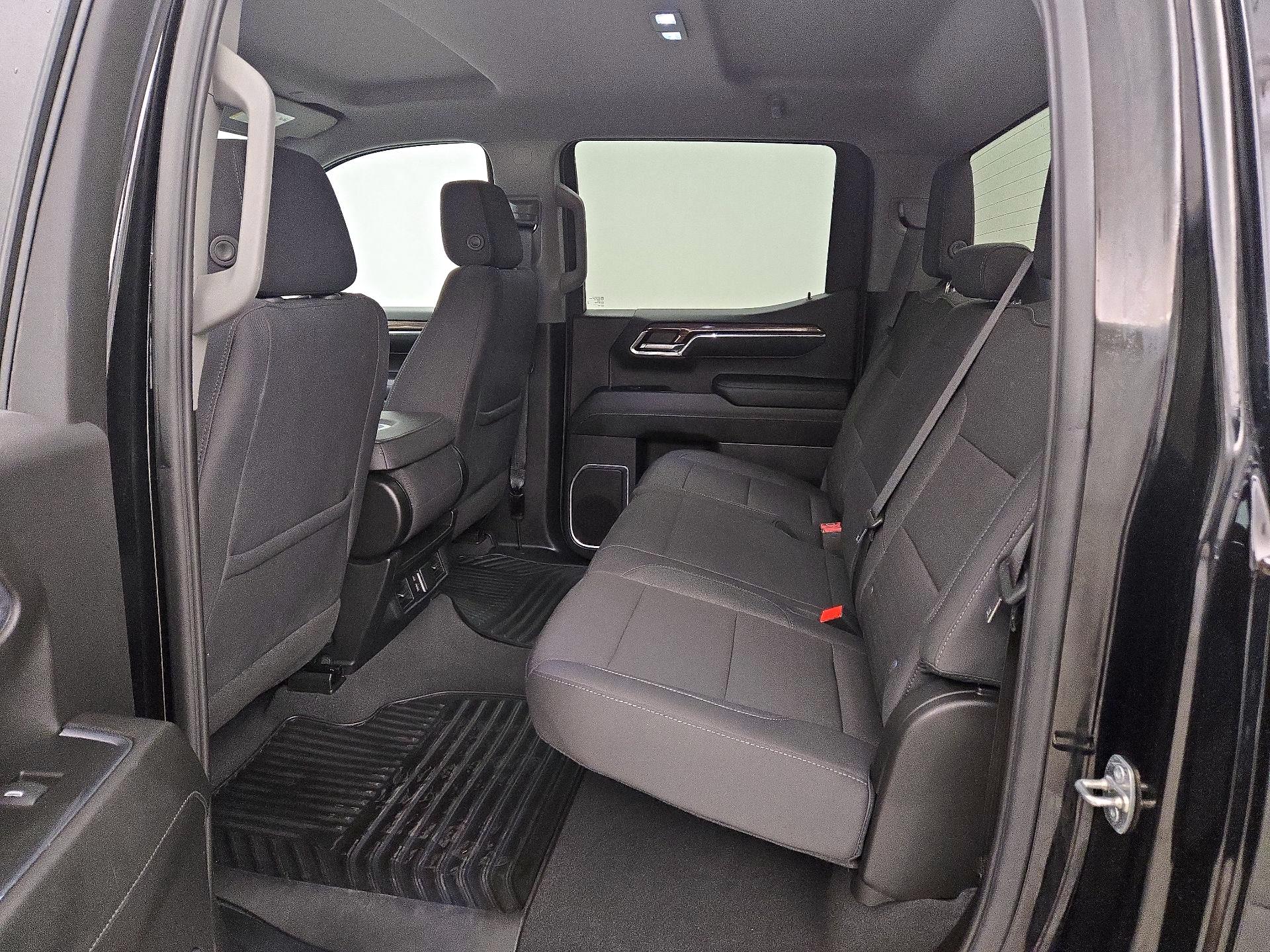 Thumbnail: 2024 Chevrolet Silverado 1500 - 19