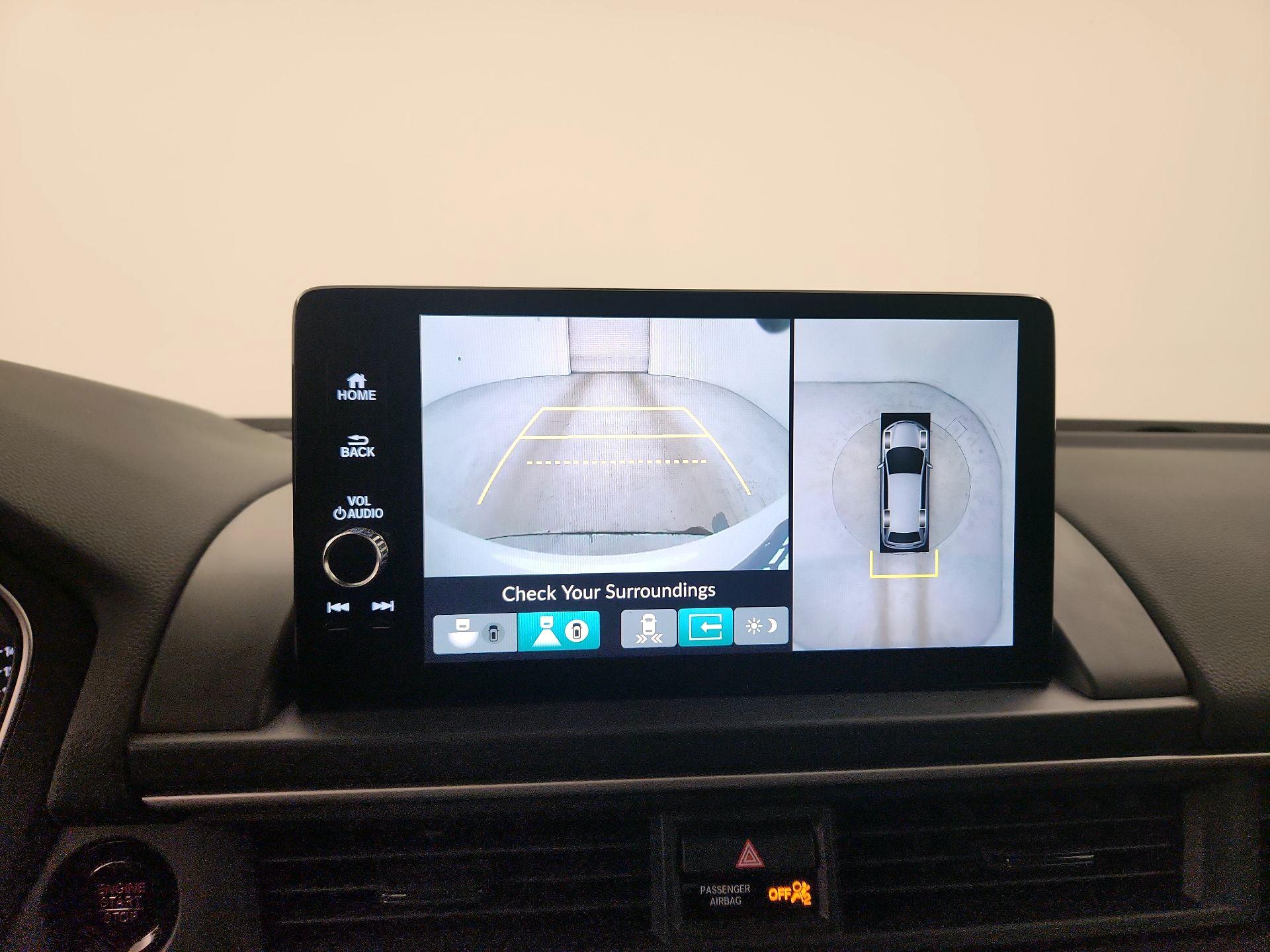 Thumbnail: 2024 Honda Pilot - 15