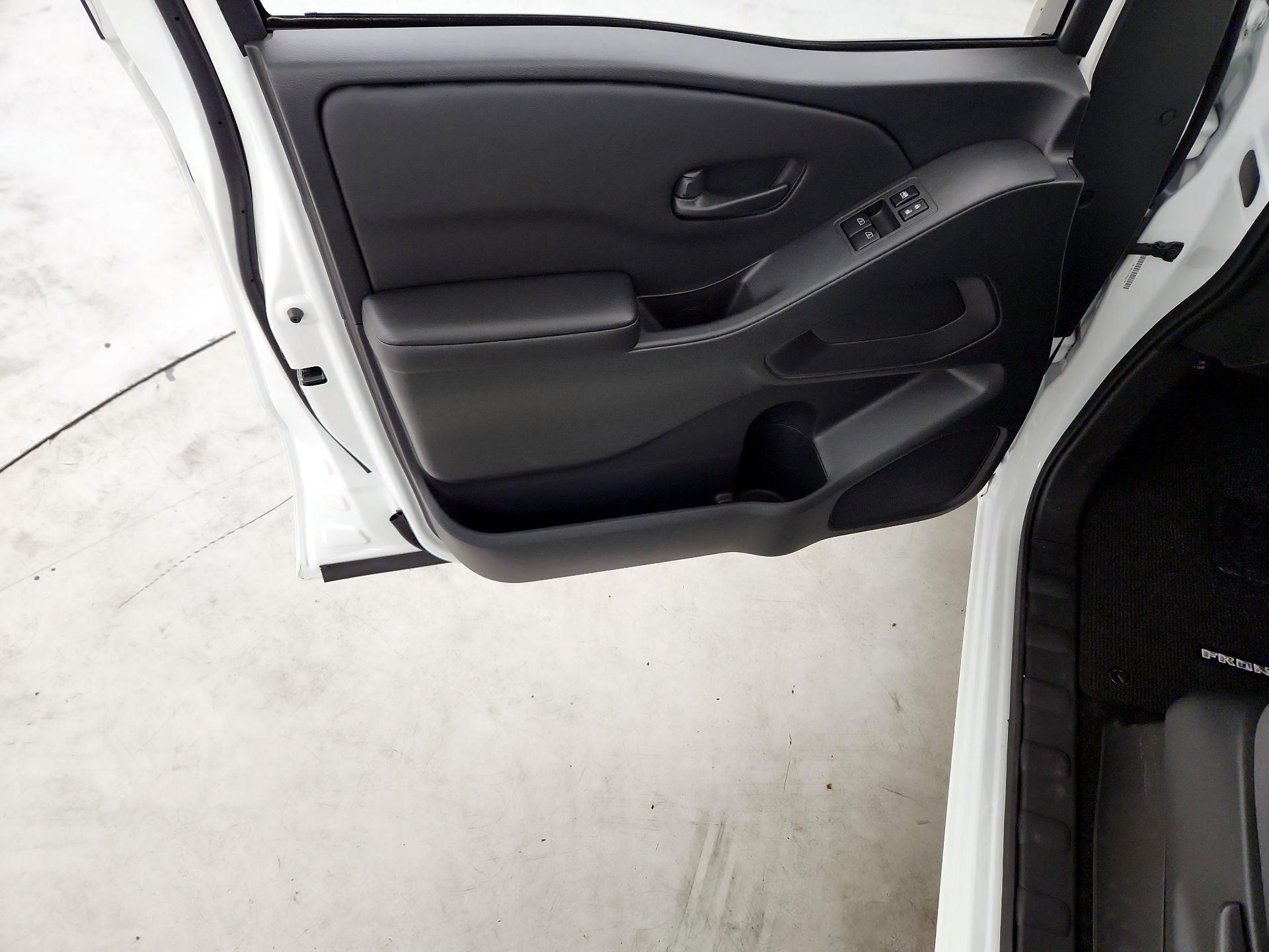 Thumbnail: 2026 Nissan Frontier - 12